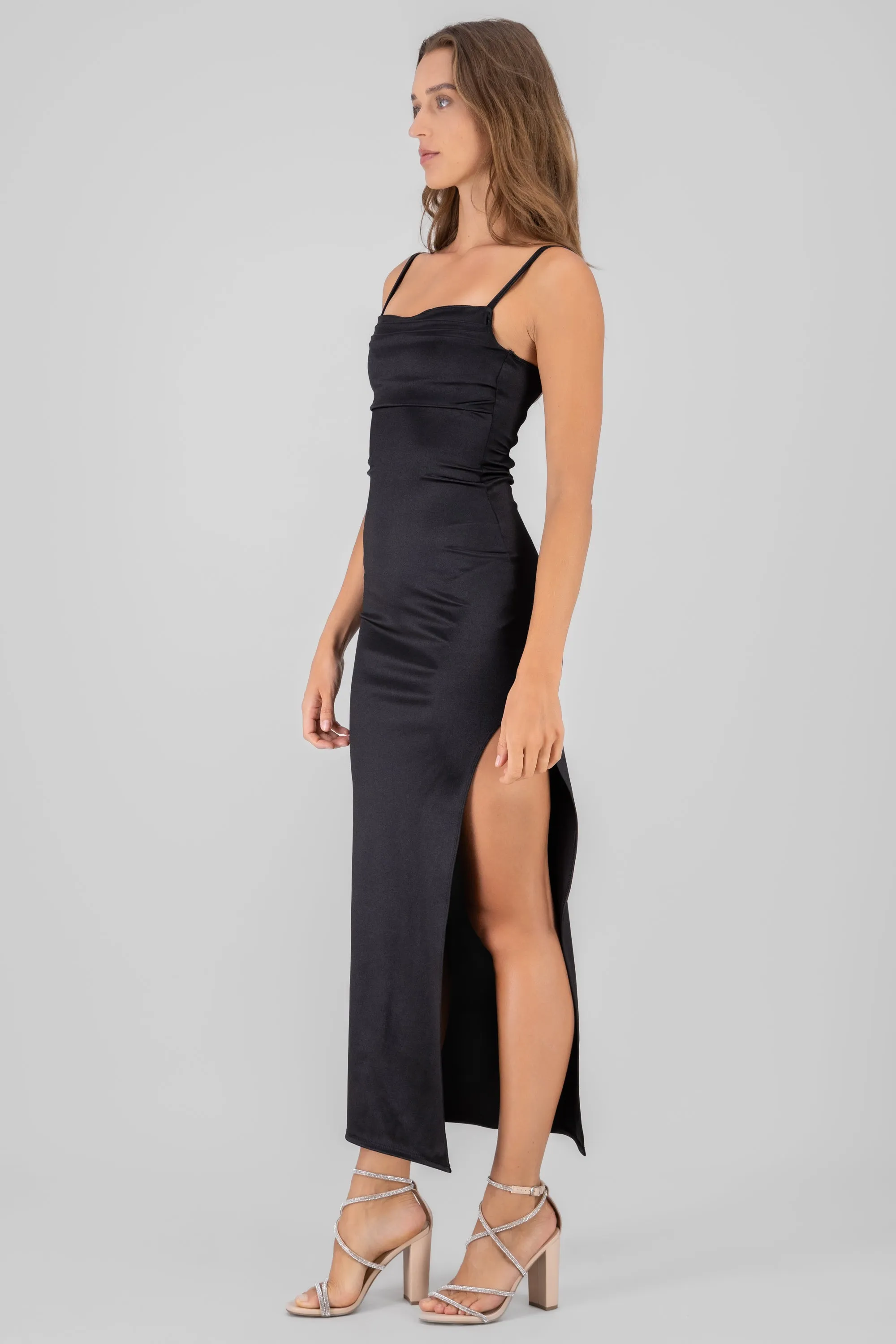 Vestido maxi satin sold by Shasa product image thumbnail 3