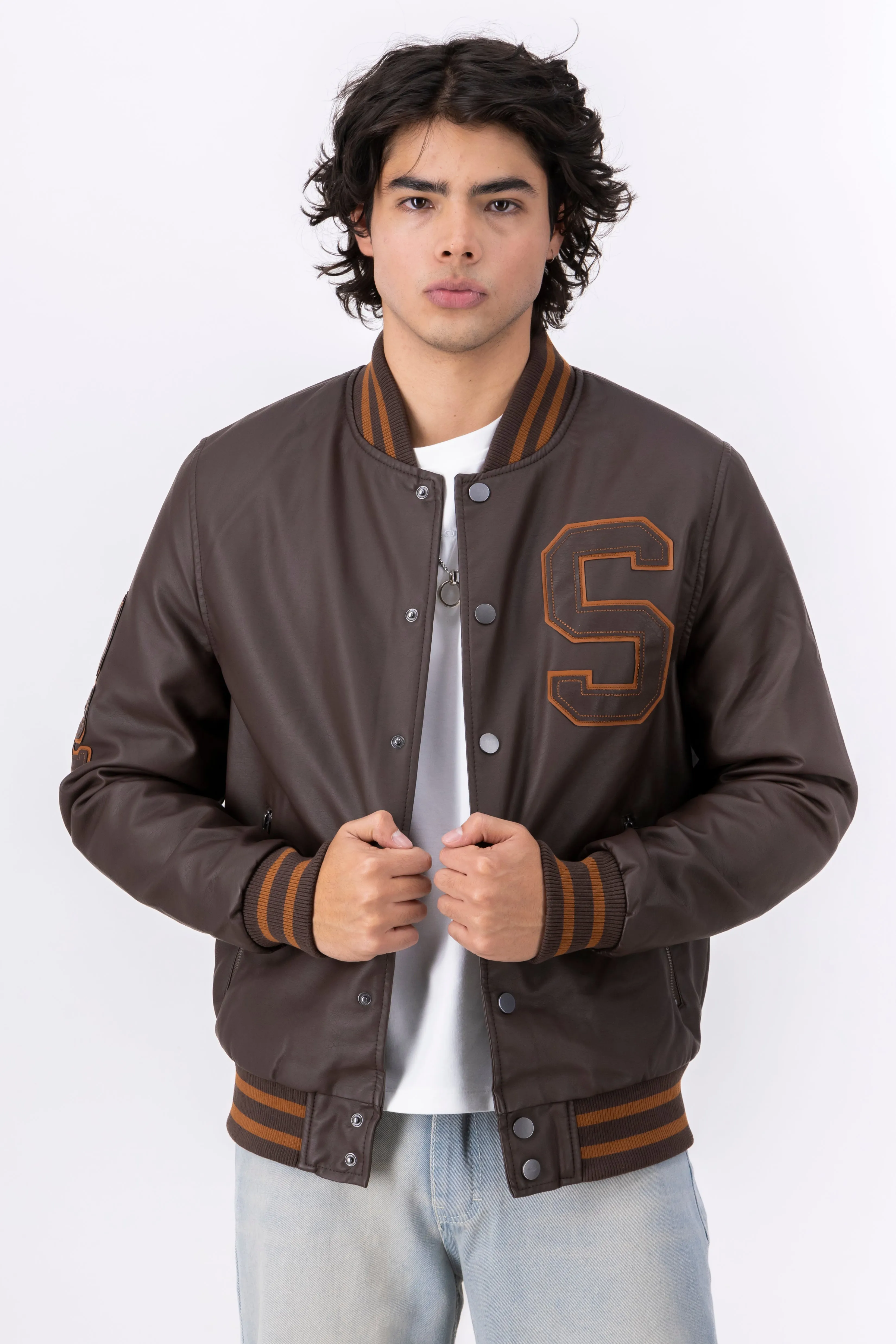 Chamarra Varsity S Pu sold by Shasa