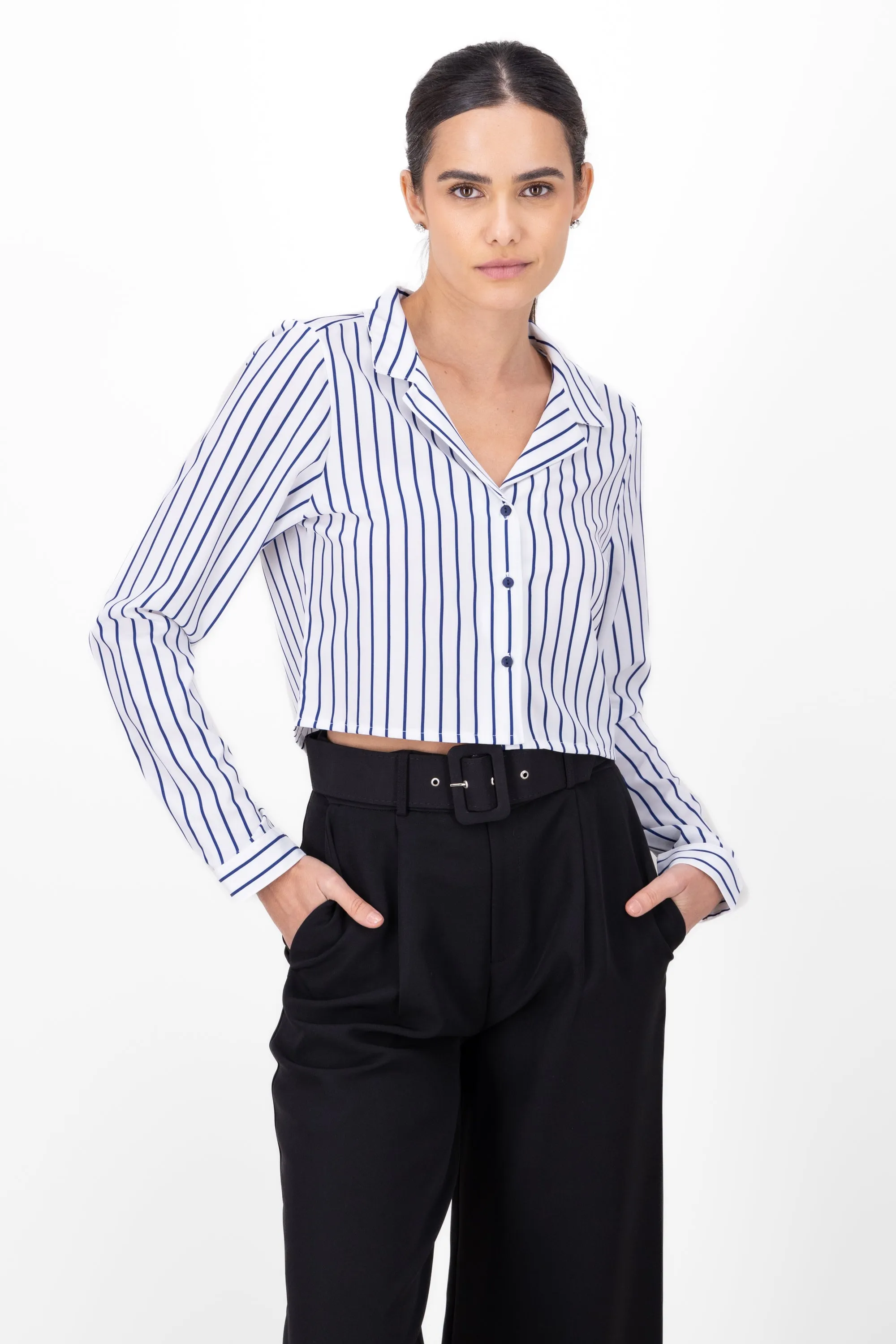 Camisa crop manga larga detalle rayas sold by Shasa