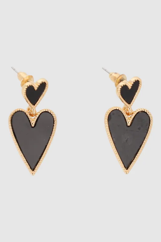 Aretes de doble corazón esmaltados sold by Shasa