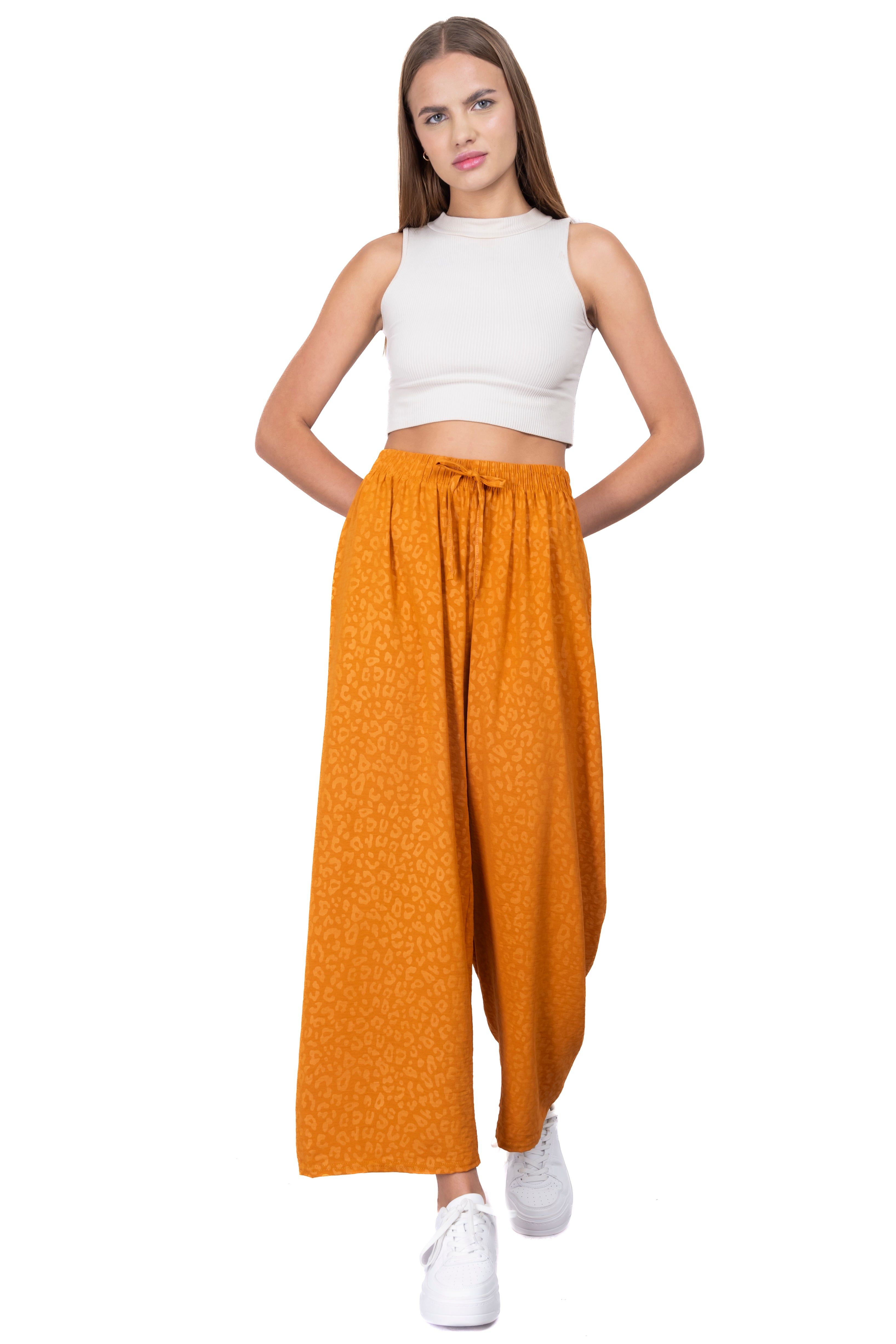 Pantalón wide leg animal print sold by Shasa