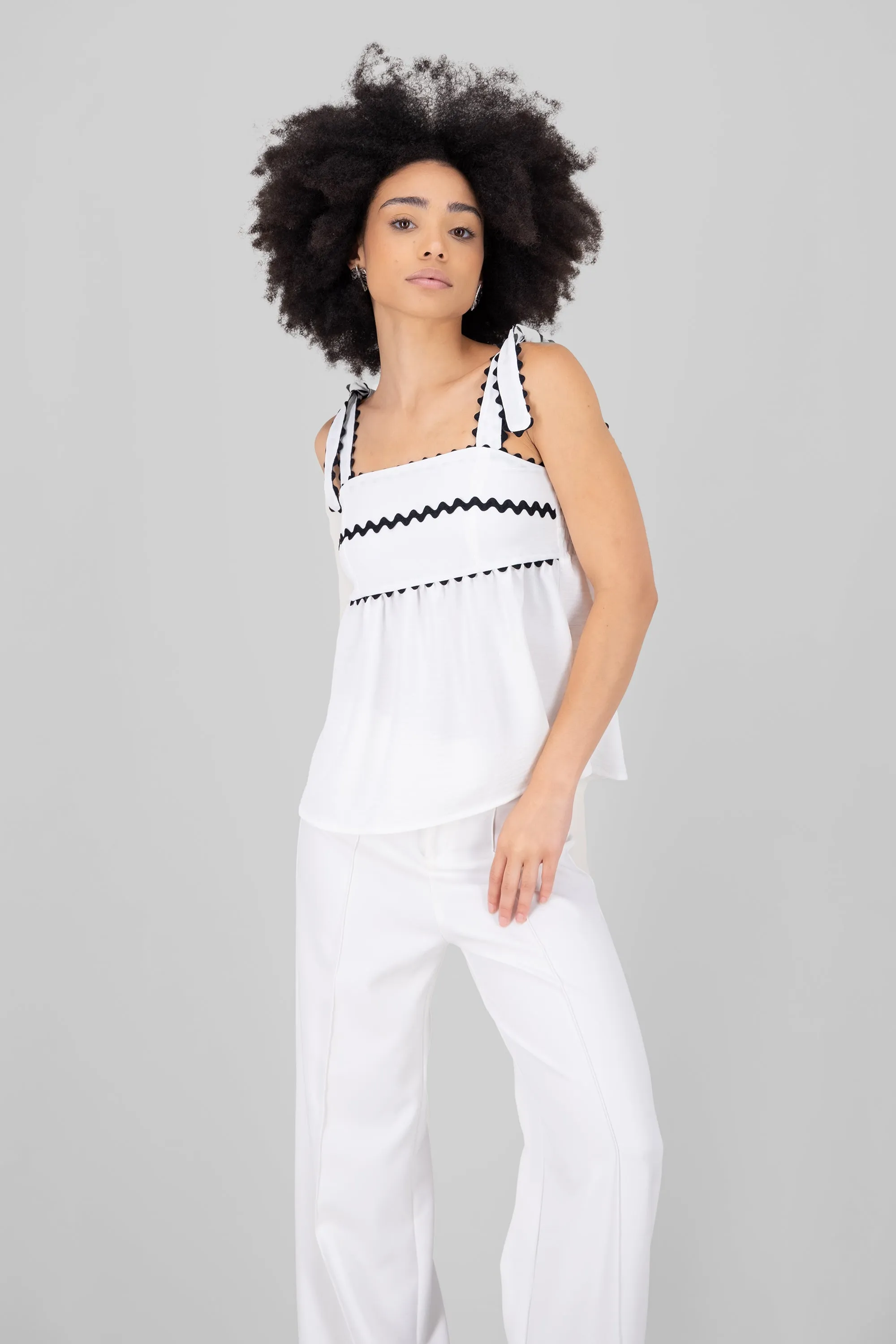 Top tirante moño detalle ondas Hypsters sold by Shasa product image thumbnail 2