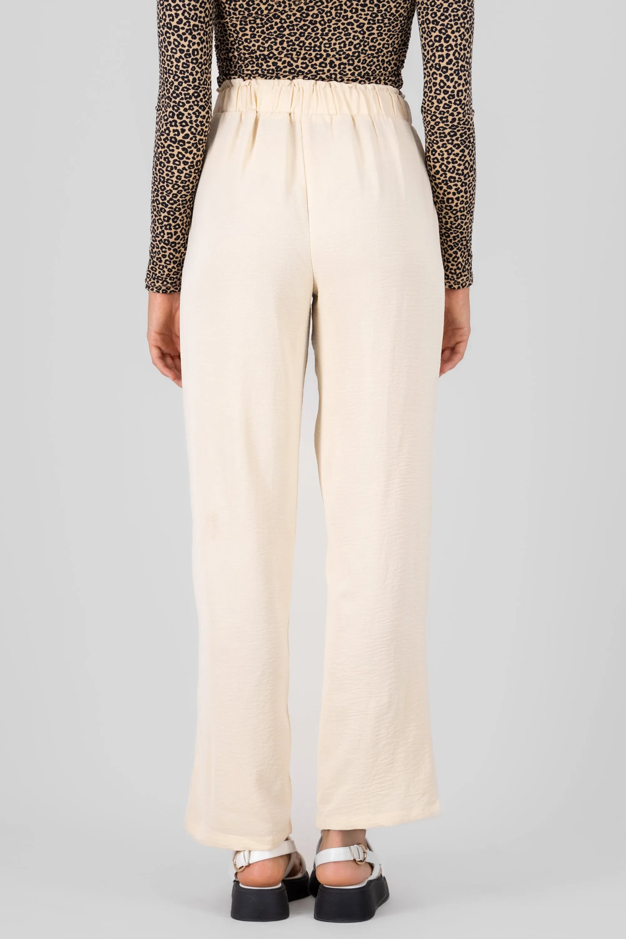 Pantalon ligero amplio sold by Shasa product image thumbnail 4