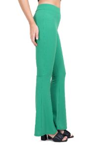 Pantalón flared liso sold by Shasa