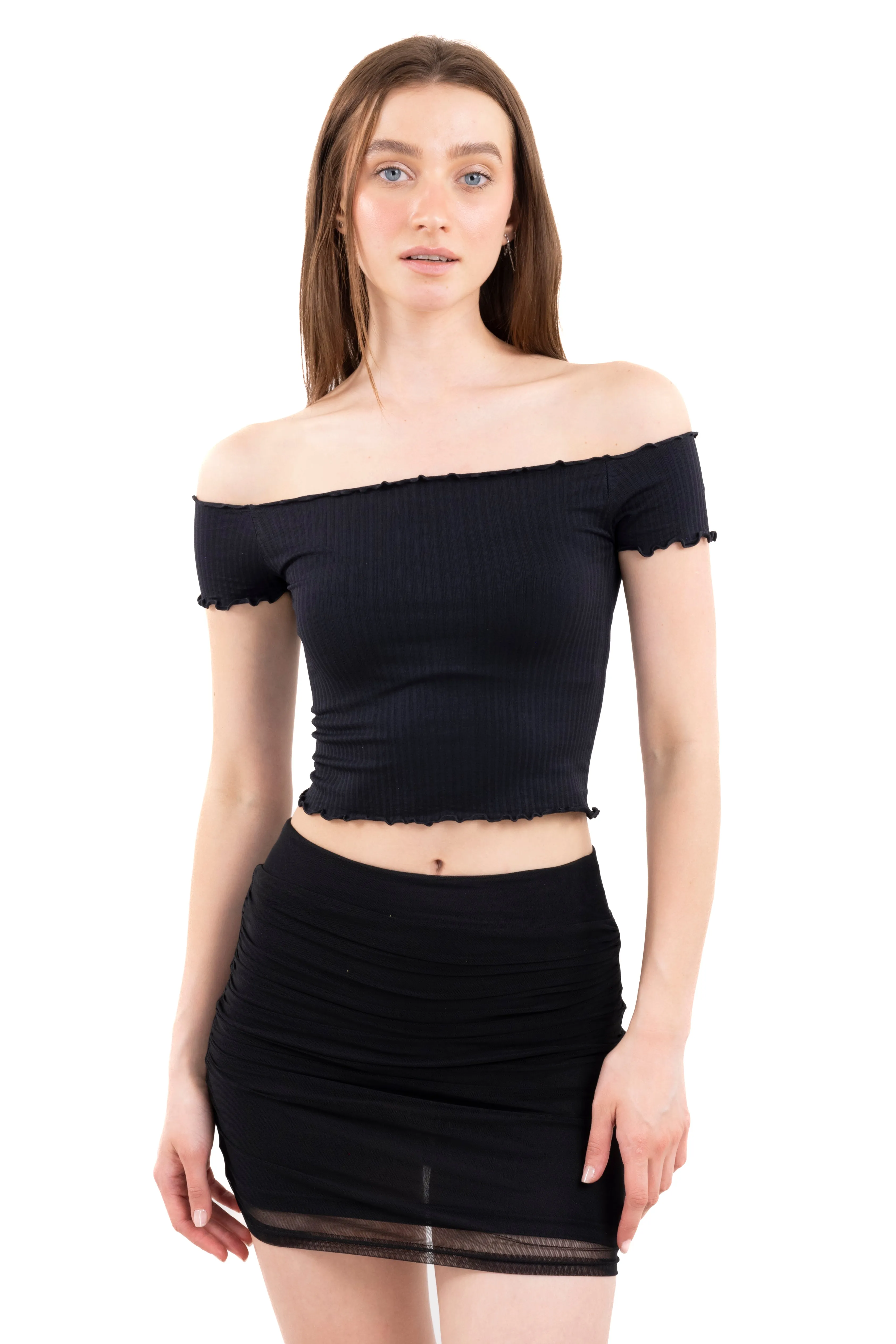 Top acanalado hombros descubiertos sold by Shasa