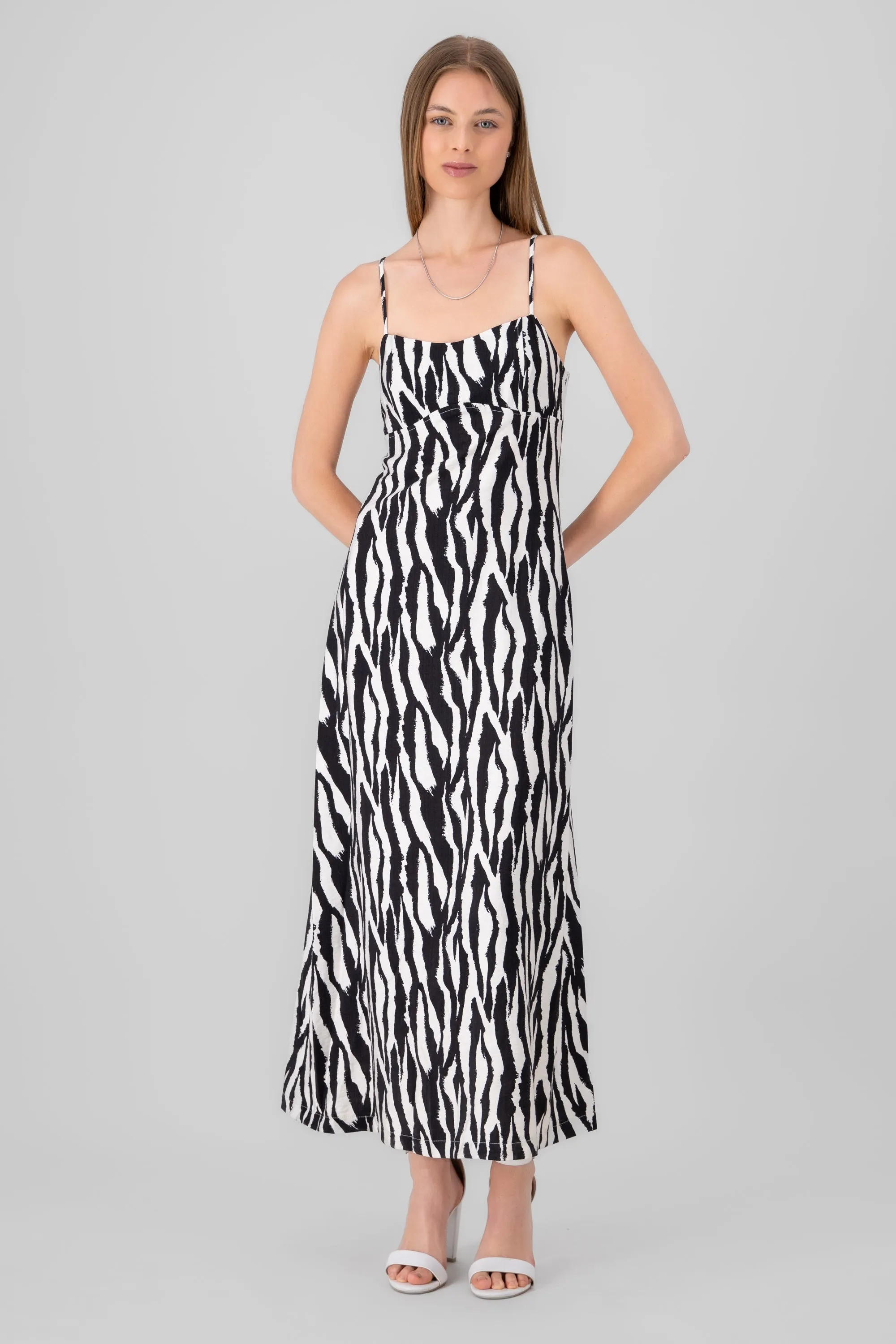 Vestido tirantes estampado sold by Shasa product image thumbnail 2