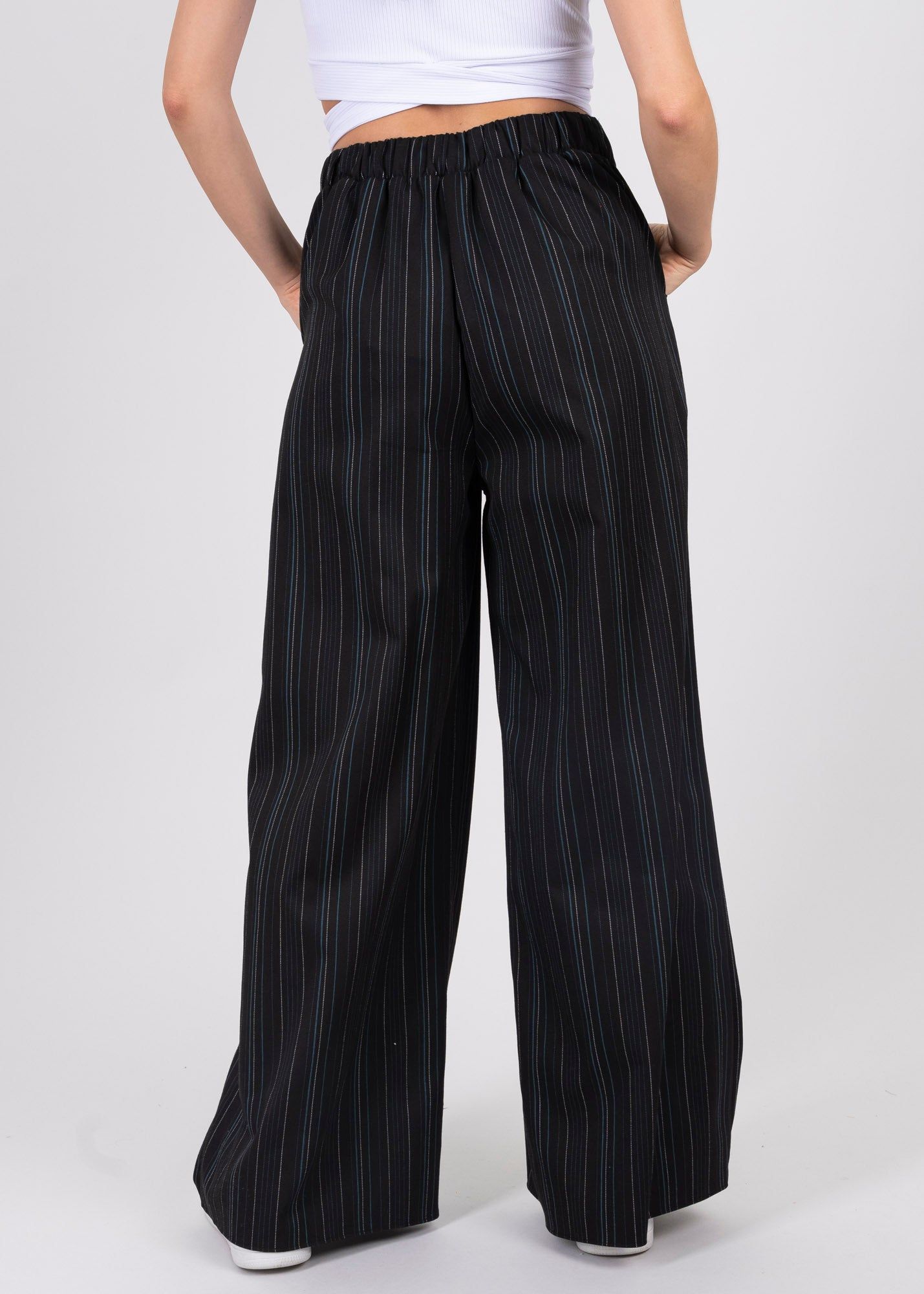 Pantalón wide leg líneas sold by Shasa product image thumbnail 4