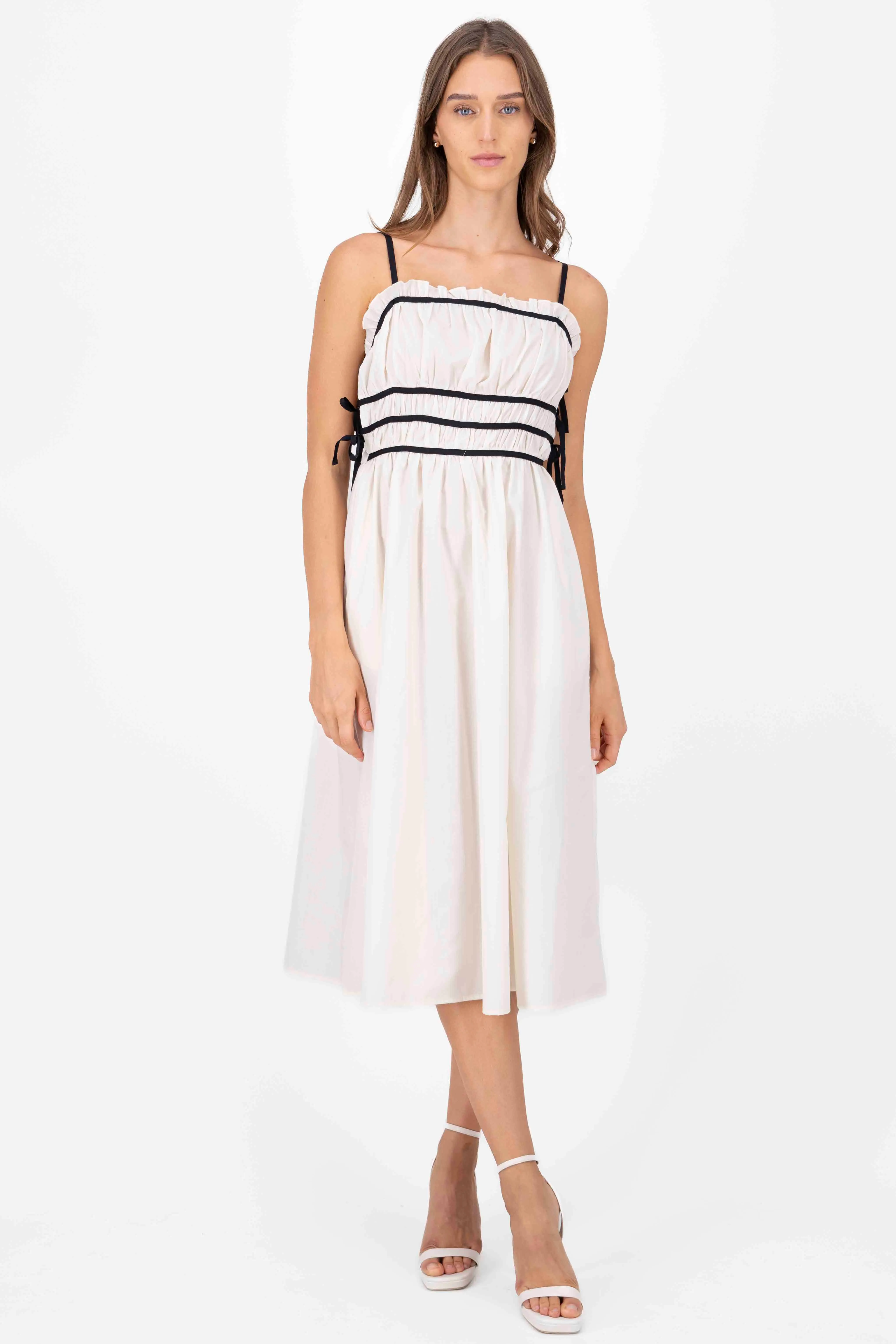 Vestido maxi moños contraste sold by Shasa