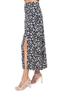 Falda midi flores abertura sold by Shasa