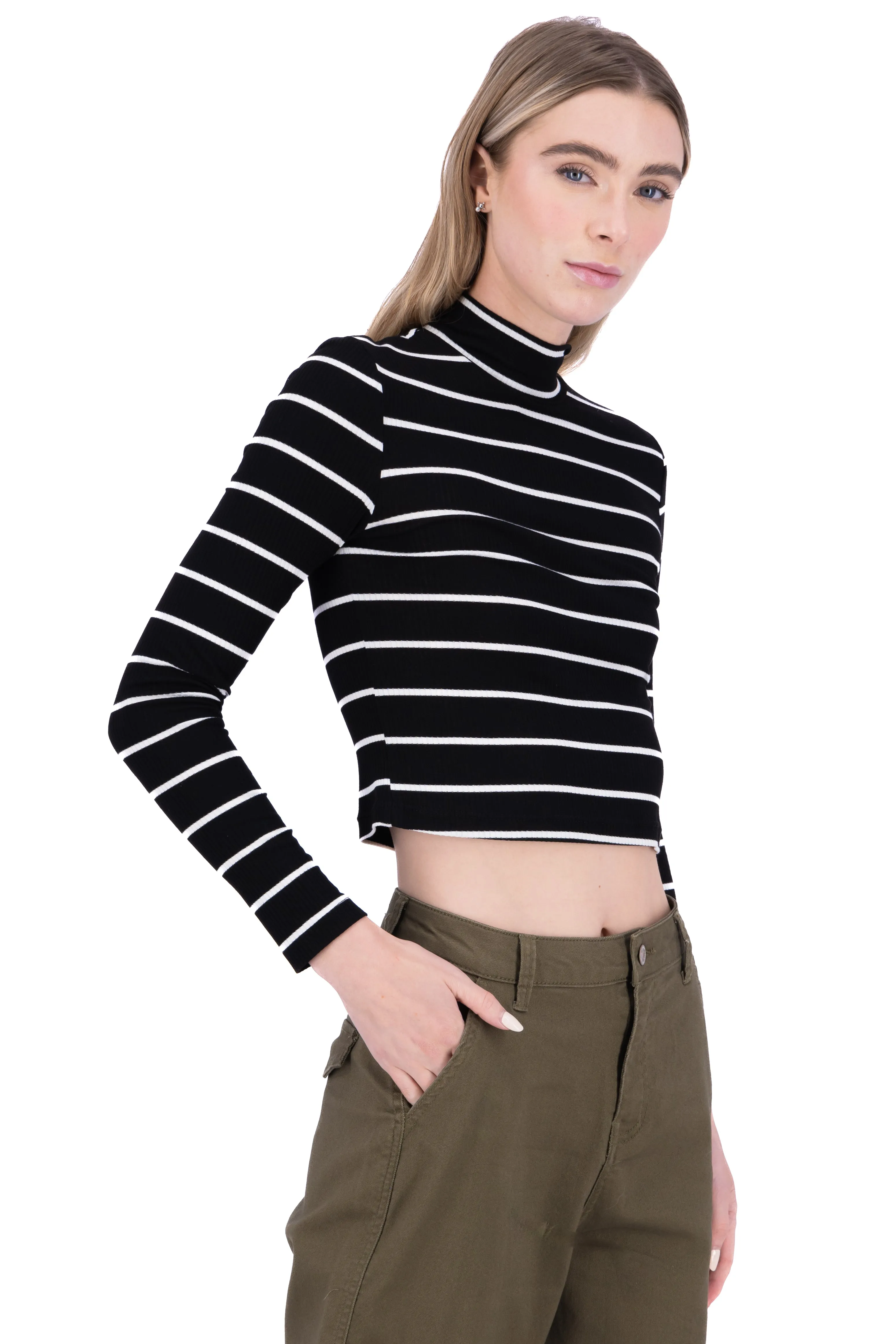 Top acanalado cuello alto líneas sold by Shasa product image thumbnail 3