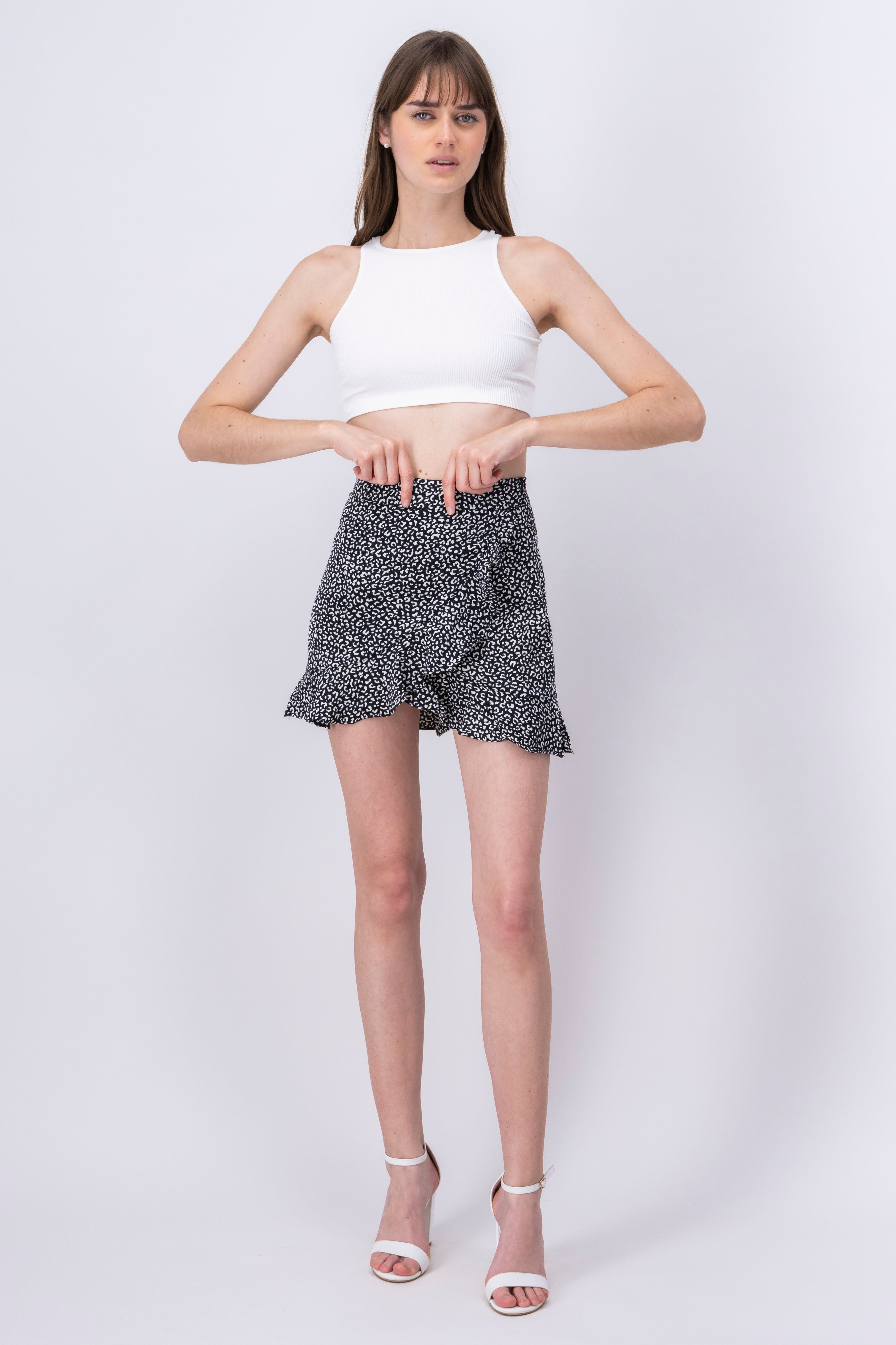 Falda mini estampado bicolor sold by Shasa