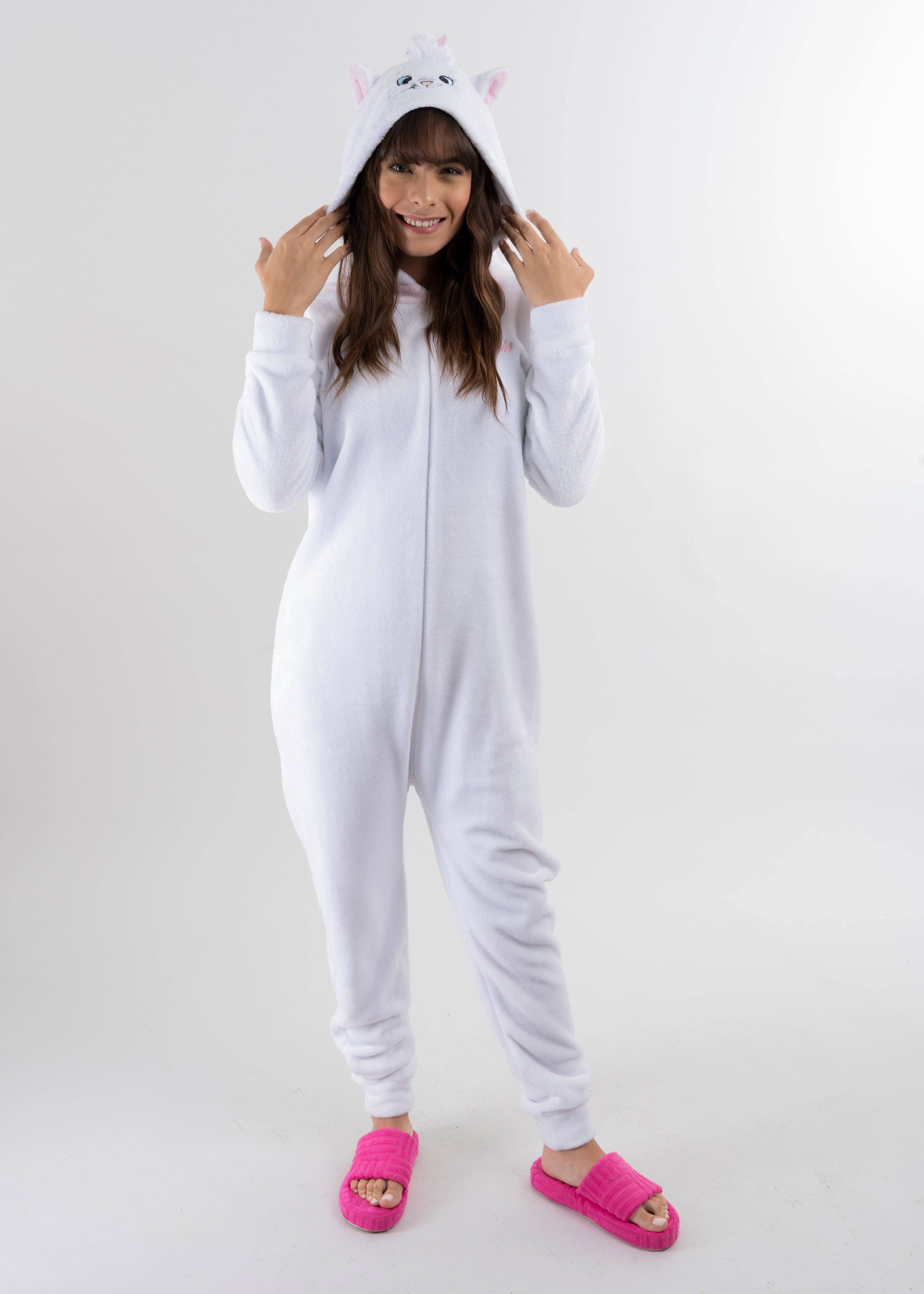 Pijama Disney Marie sold by Shasa