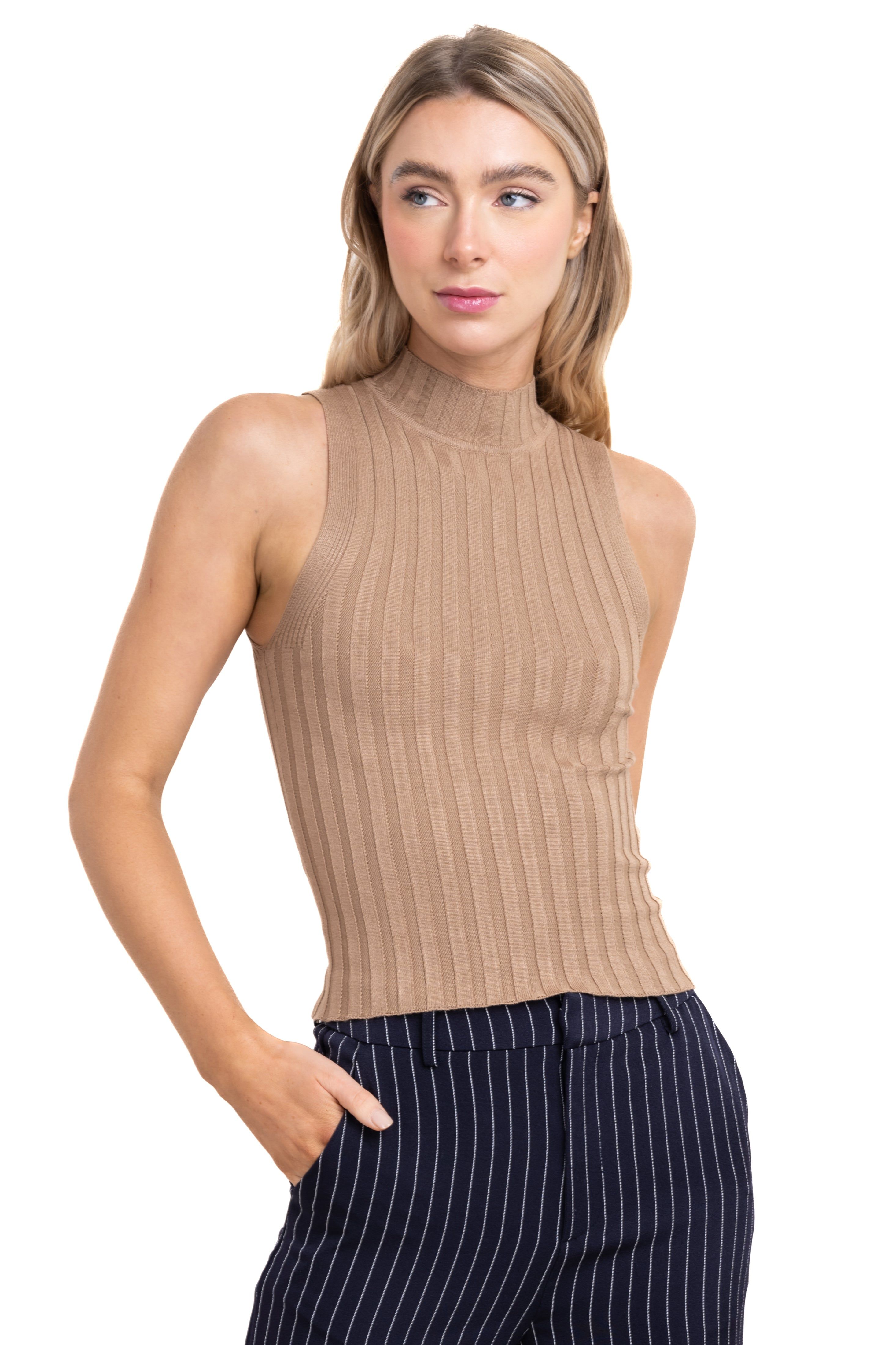 Top liso tejido líneas sold by Shasa product image thumbnail 5