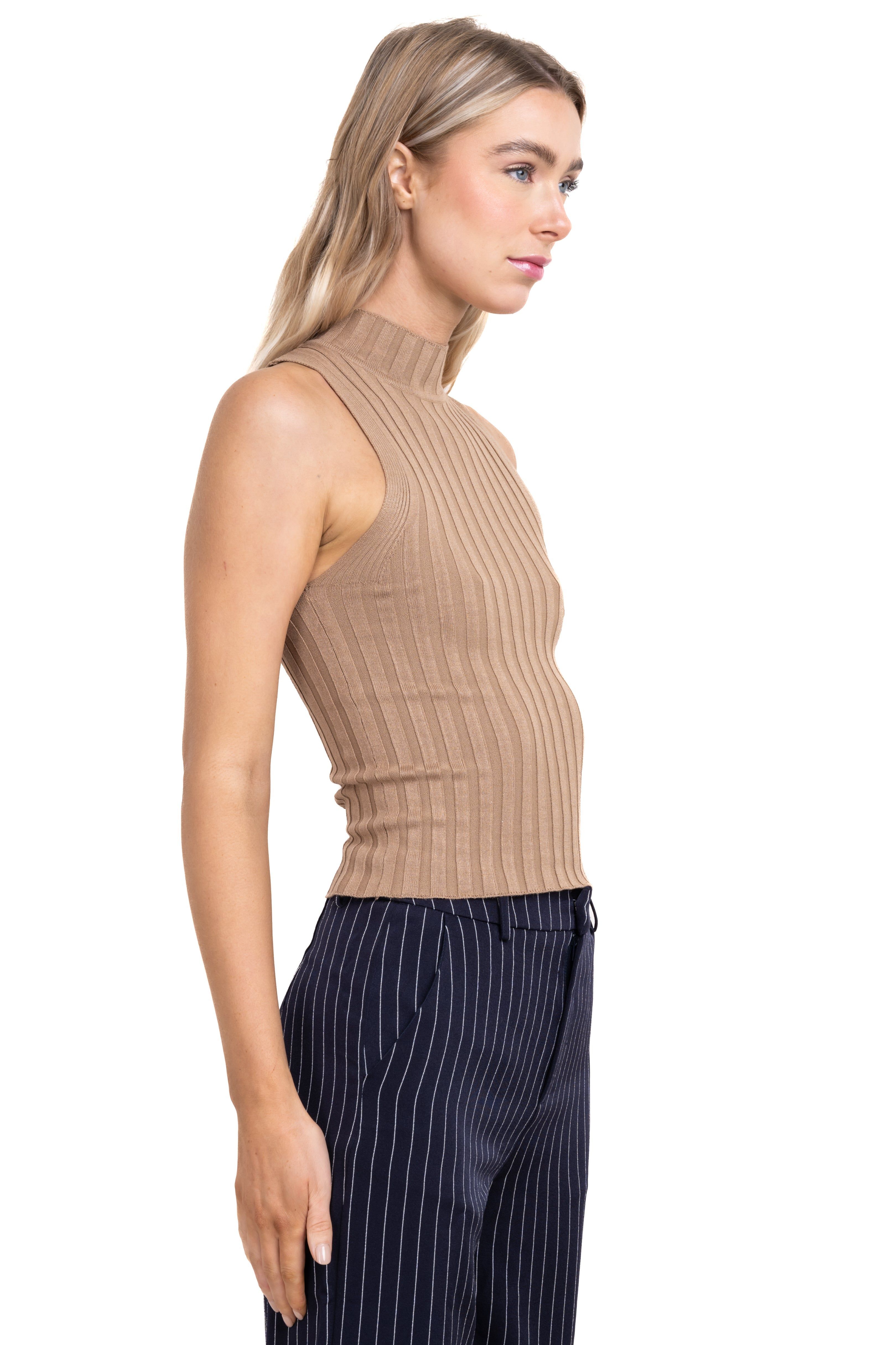 Top liso tejido líneas sold by Shasa product image thumbnail 3