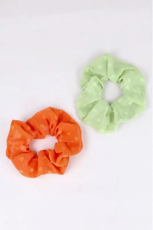 Set 2 scrunchie puntos sold by Shasa