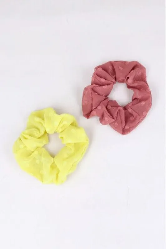 Set 2 scrunchie puntos sold by Shasa
