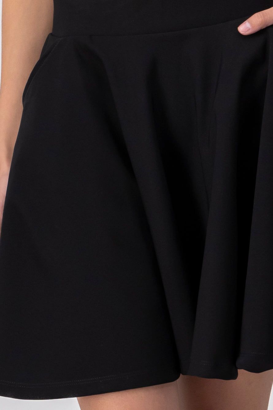 Falda Mini Bolsillos Lisa sold by Shasa product image thumbnail 5