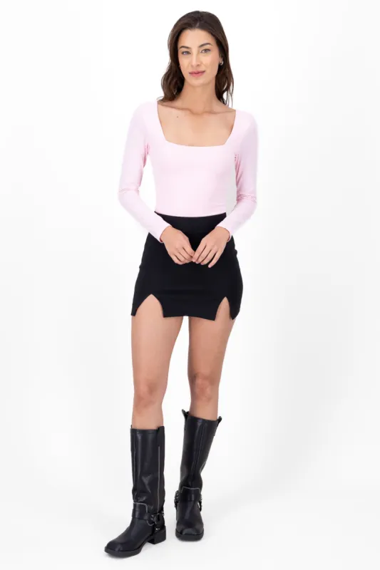 Falda mini con cortes lisa sold by Shasa