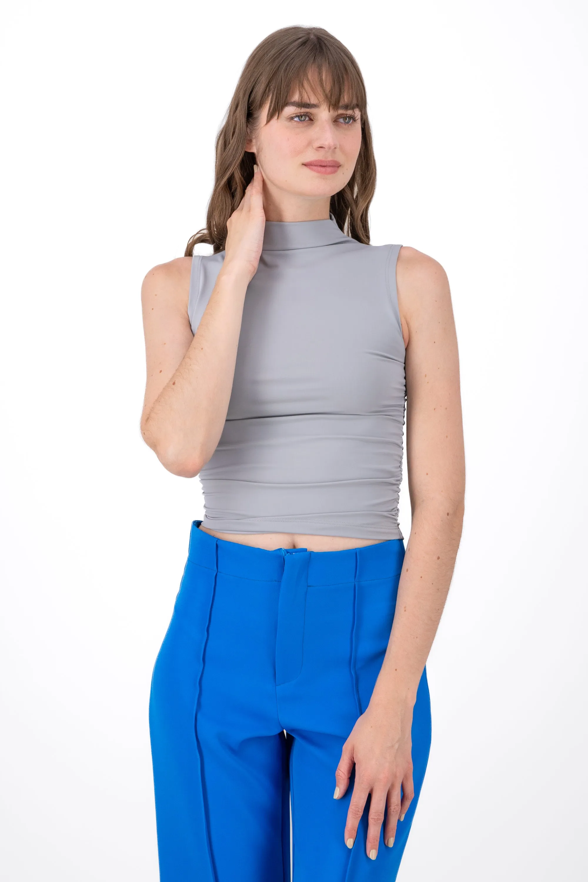 Top Lycra Cuello Alto sold by Shasa