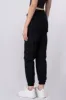 Pantalón cargo elástico sold by Shasa
