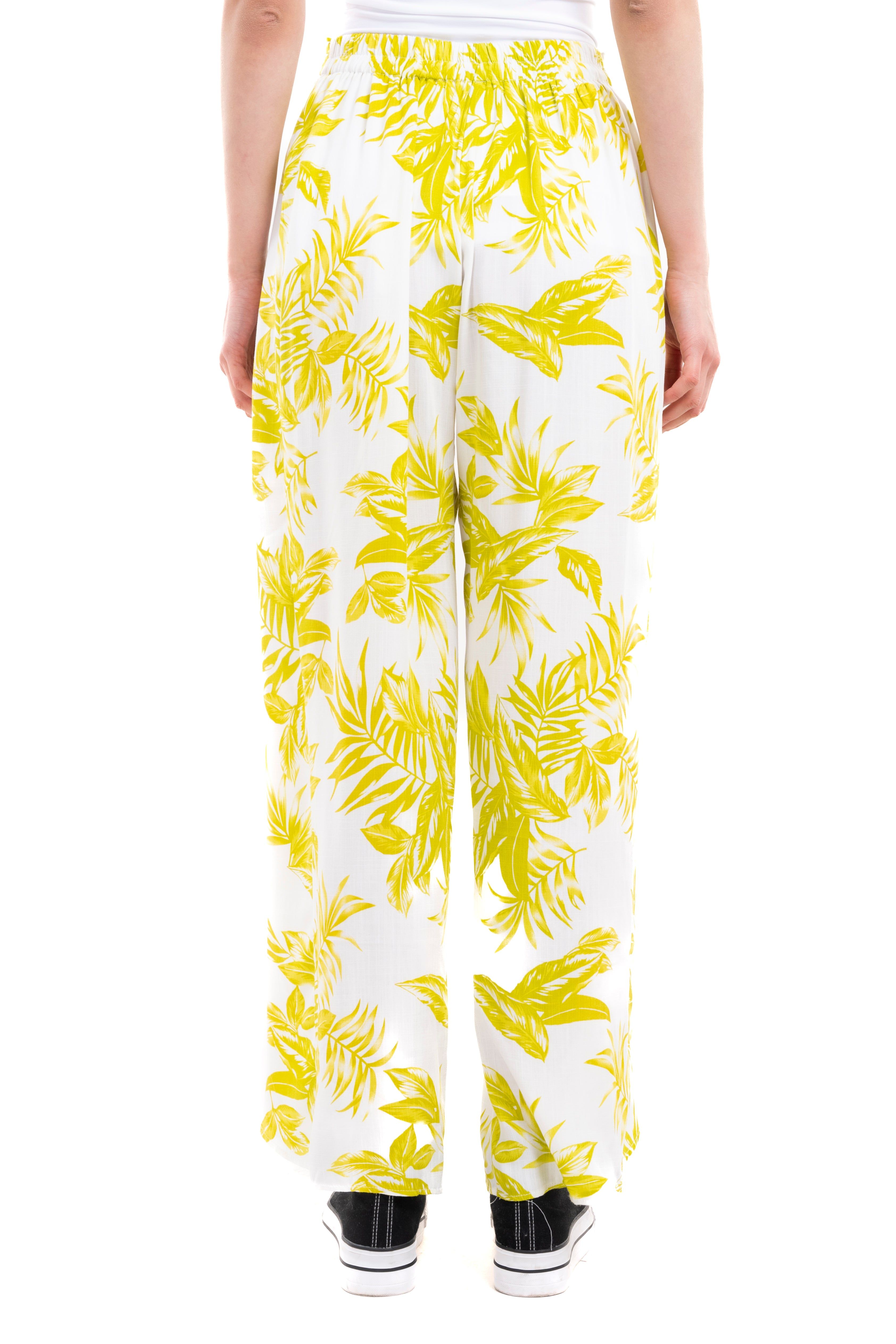Pantalón playero estampado cinturón sold by Shasa product image thumbnail 4
