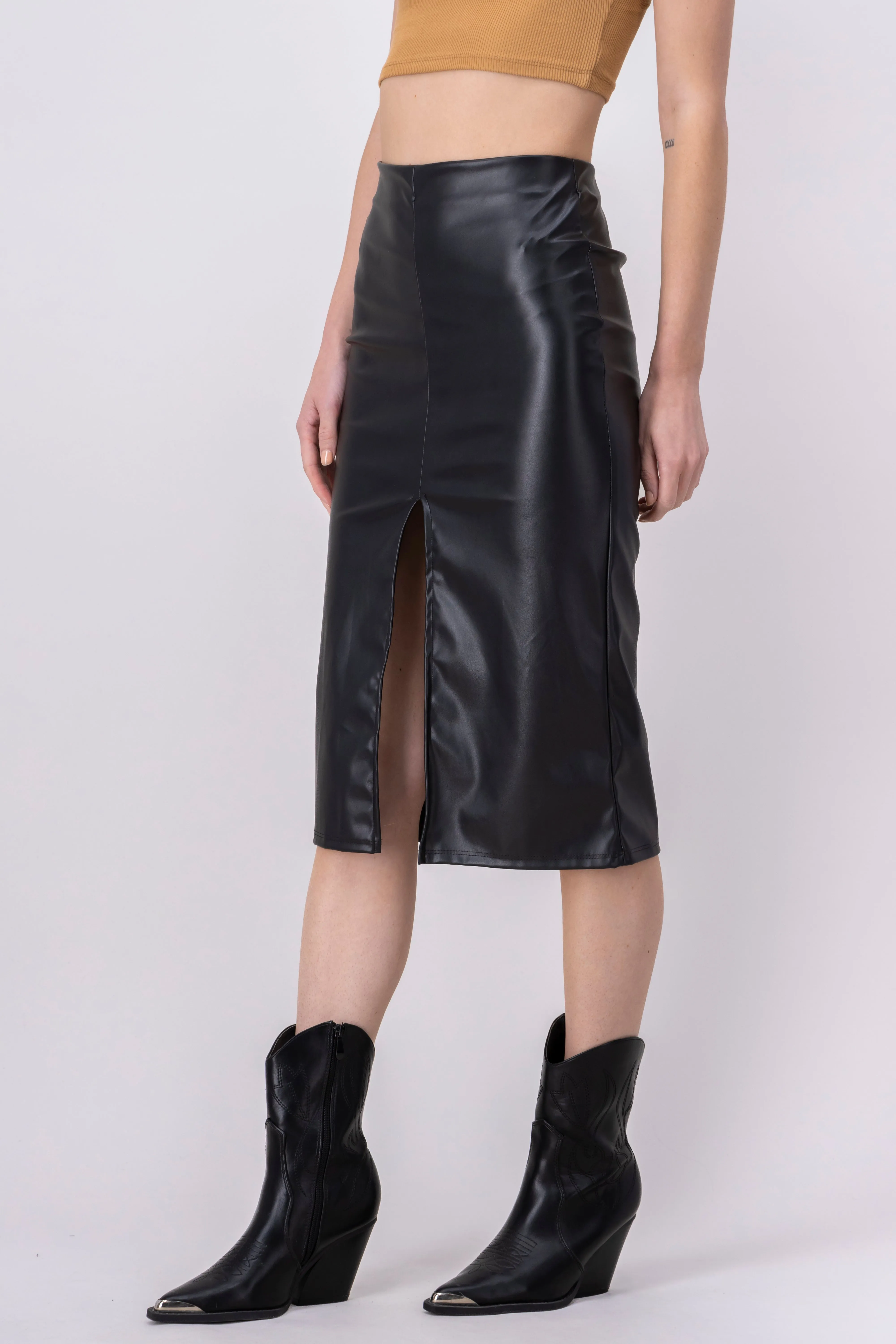 Falda Midi Efecto Piel Abertura sold by Shasa product image thumbnail 3