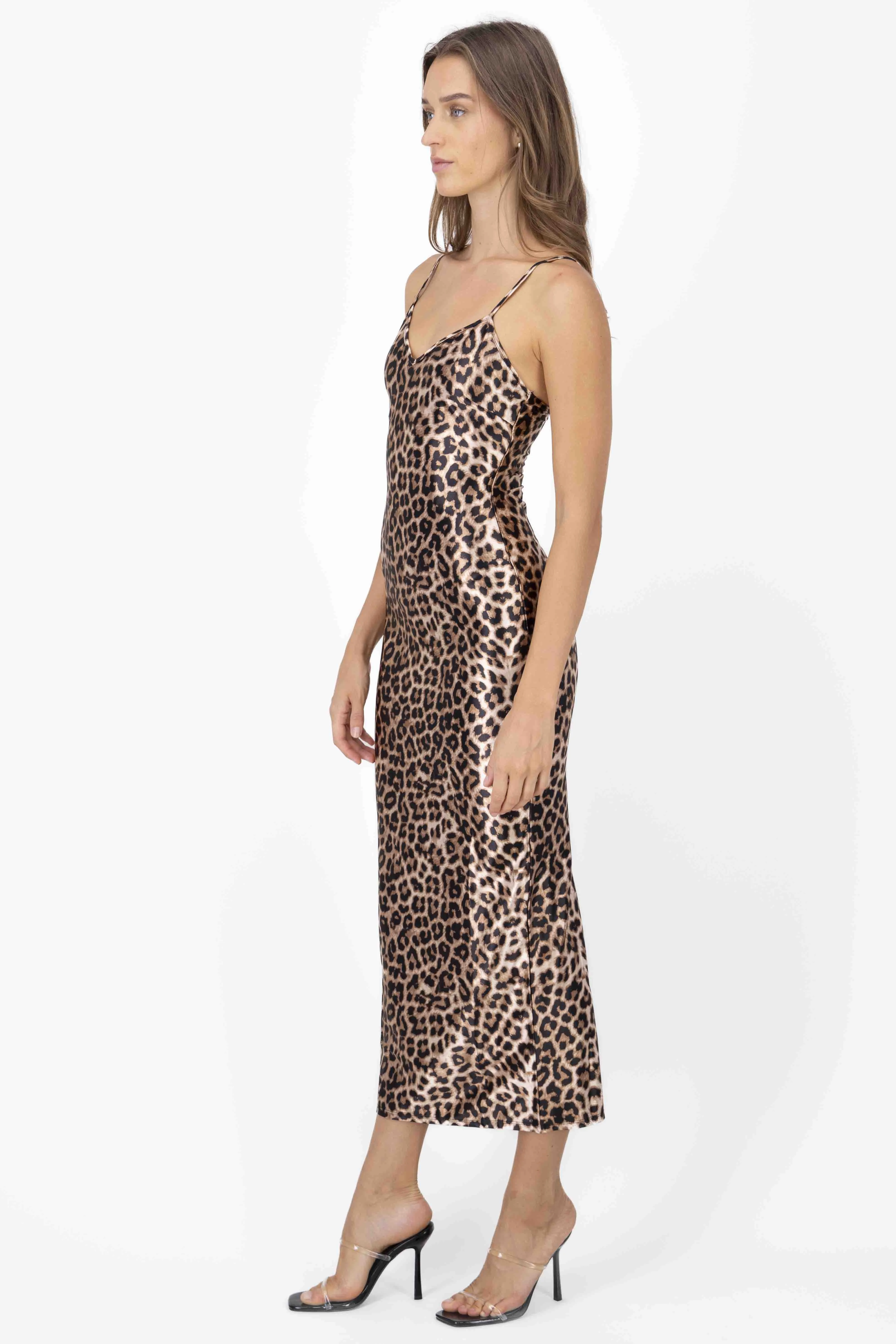 Vestido maxi satinado leopardo sold by Shasa product image thumbnail 3