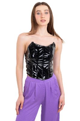 Top bustier efecto piel strapless sold by Shasa