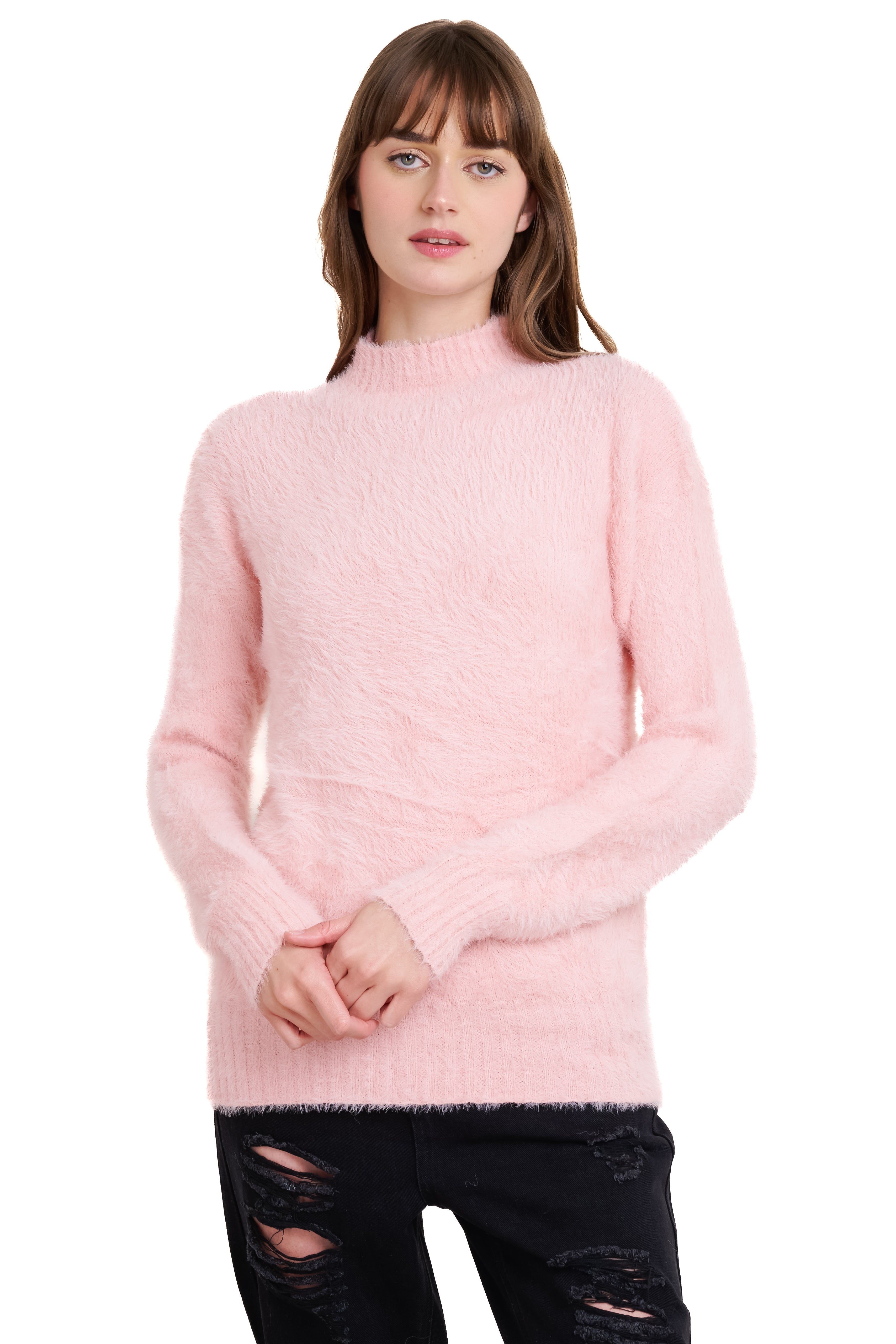 Sueter peluche cuello alto sold by Shasa