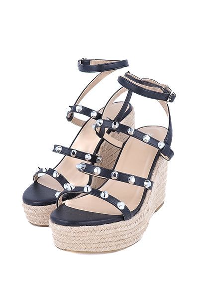 Sandalia cuña tiras estoperoles sold by Shasa product image thumbnail 3