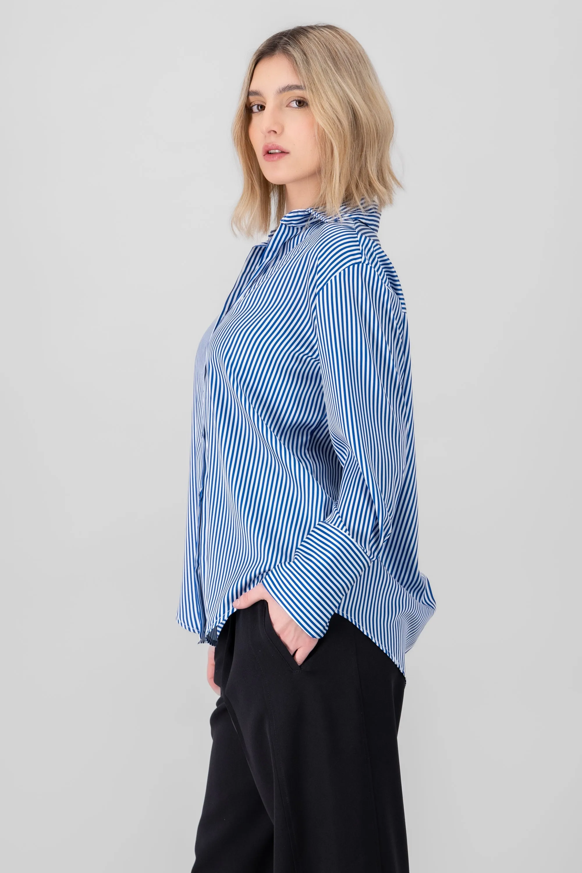 Blusa satin rayas manga larga Hypsters sold by Shasa product image thumbnail 3