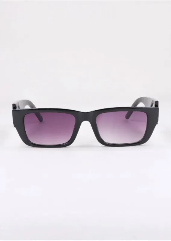 Lentes rectangulares armazón grueso sold by Shasa
