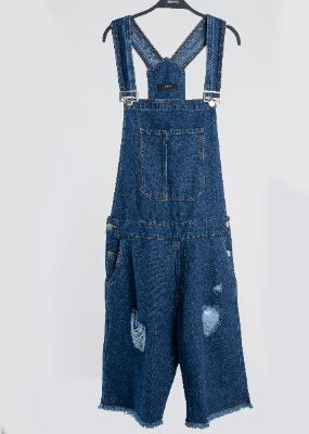 Jumpsuit overol destrucción sold by Shasa