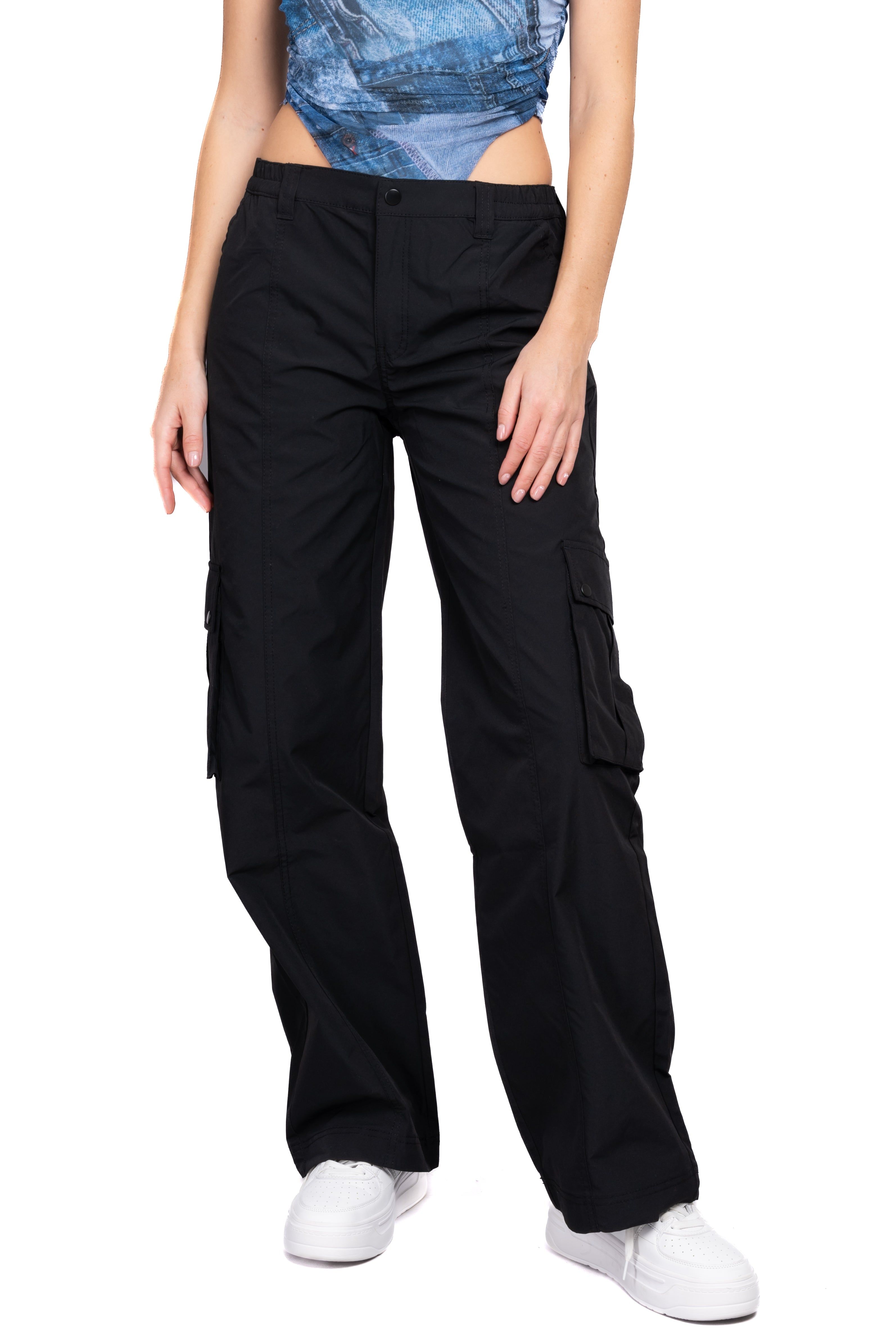 Pantalón cargo bosillos maxi sold by Shasa product image thumbnail 2