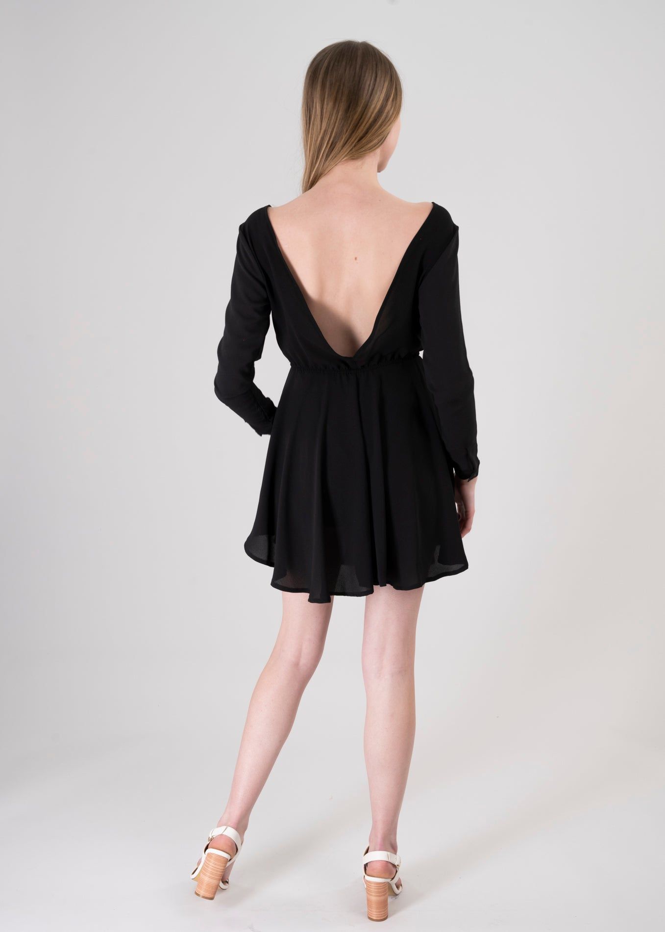 Vestido fruncido espalda v sold by Shasa product image thumbnail 4