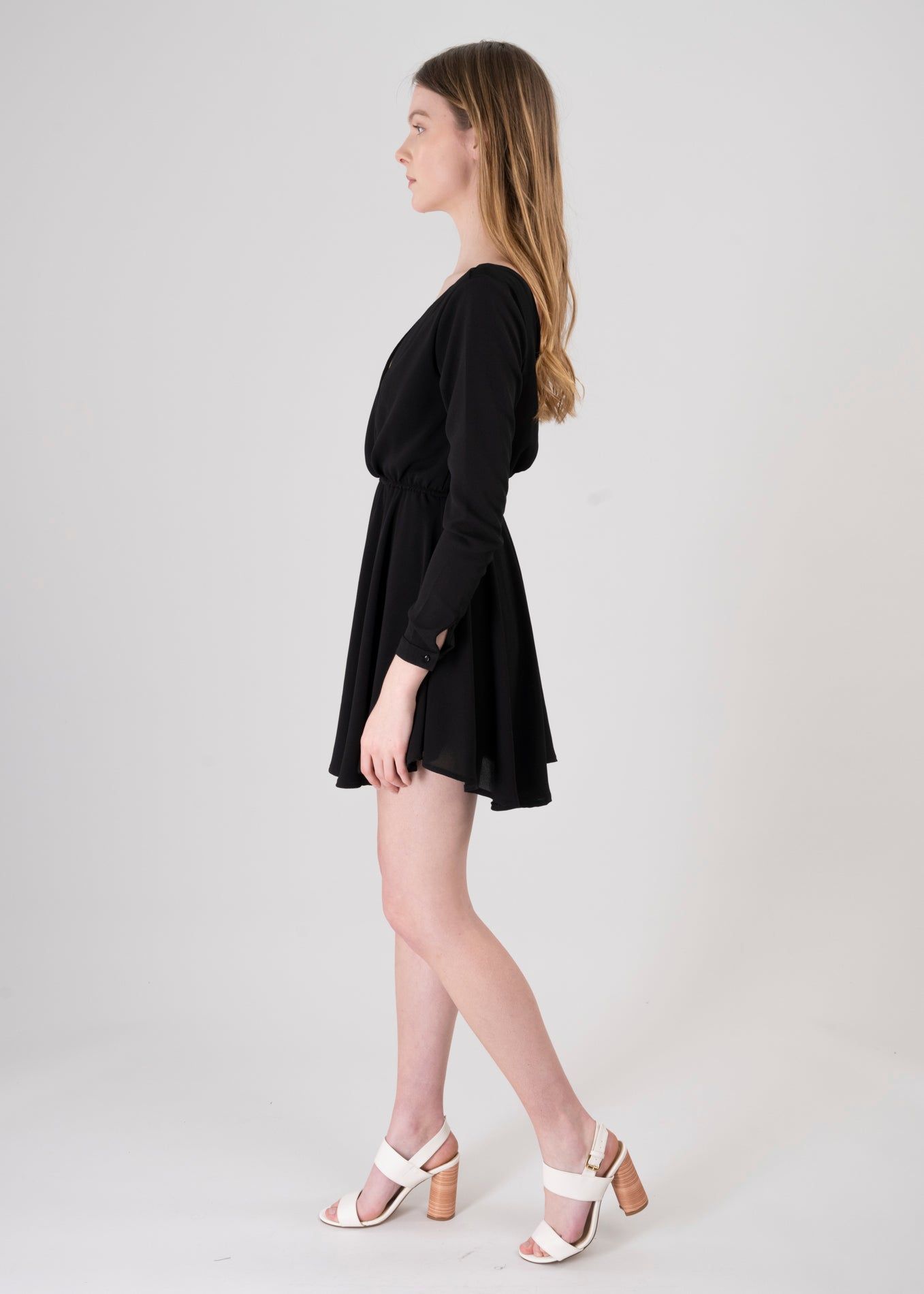 Vestido fruncido espalda v sold by Shasa product image thumbnail 3