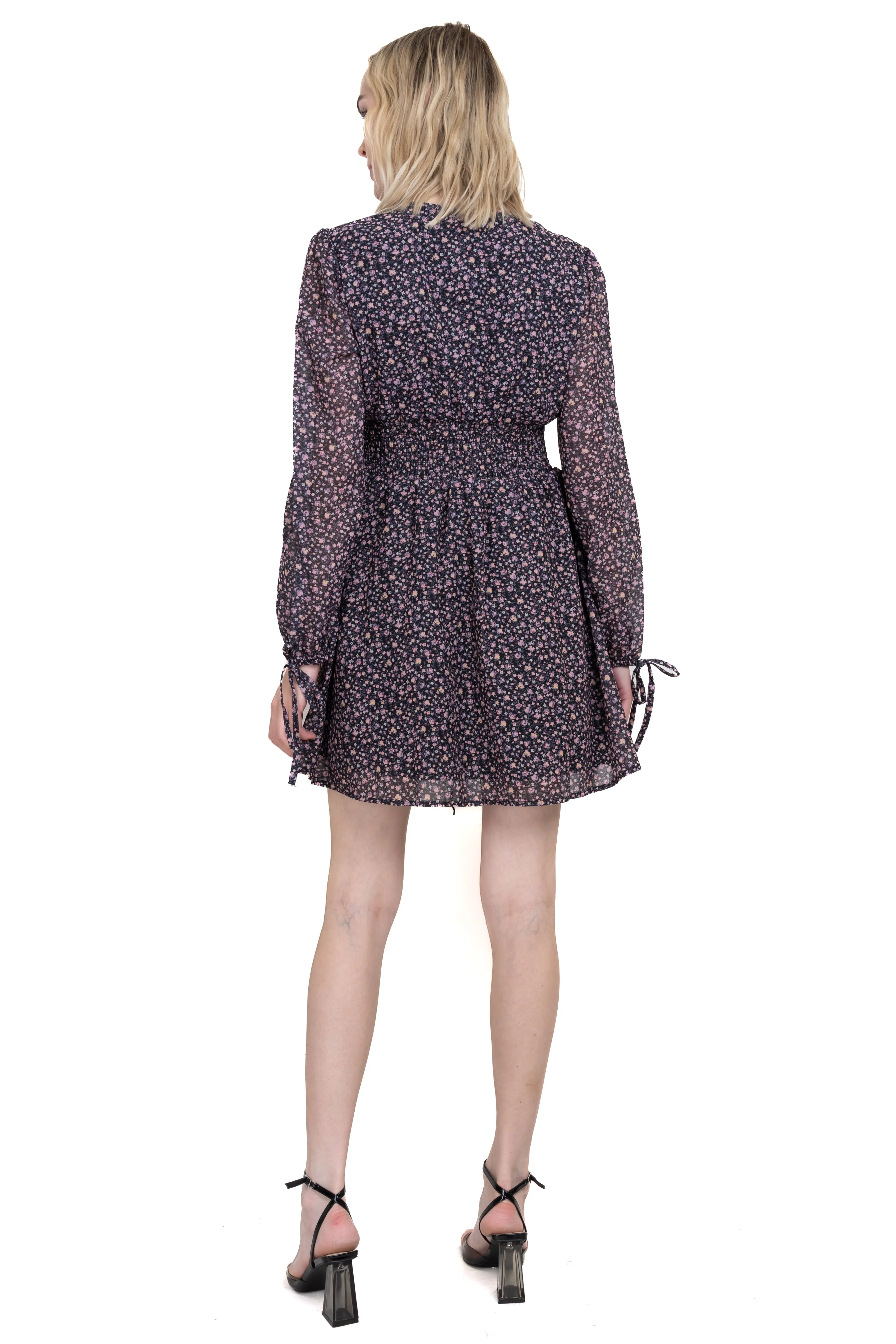 Vestido mini manga larga flores sold by Shasa product image thumbnail 4