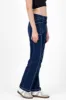 Jeans contraste costuras sold by Shasa