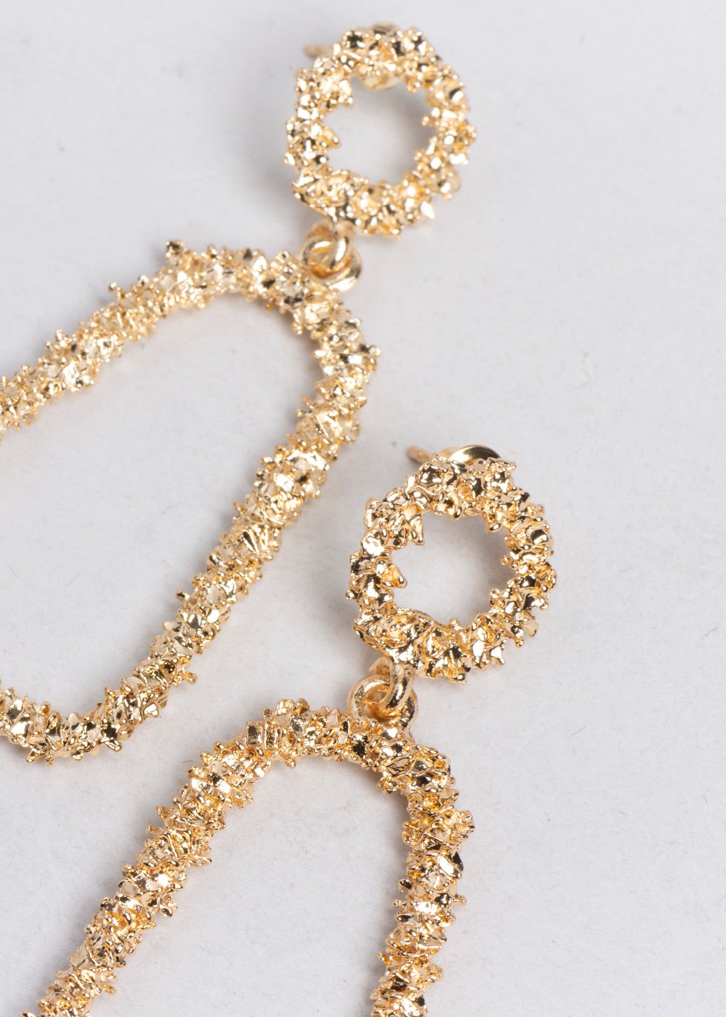 Aretes óvalo relieve sold by Shasa product image thumbnail 2