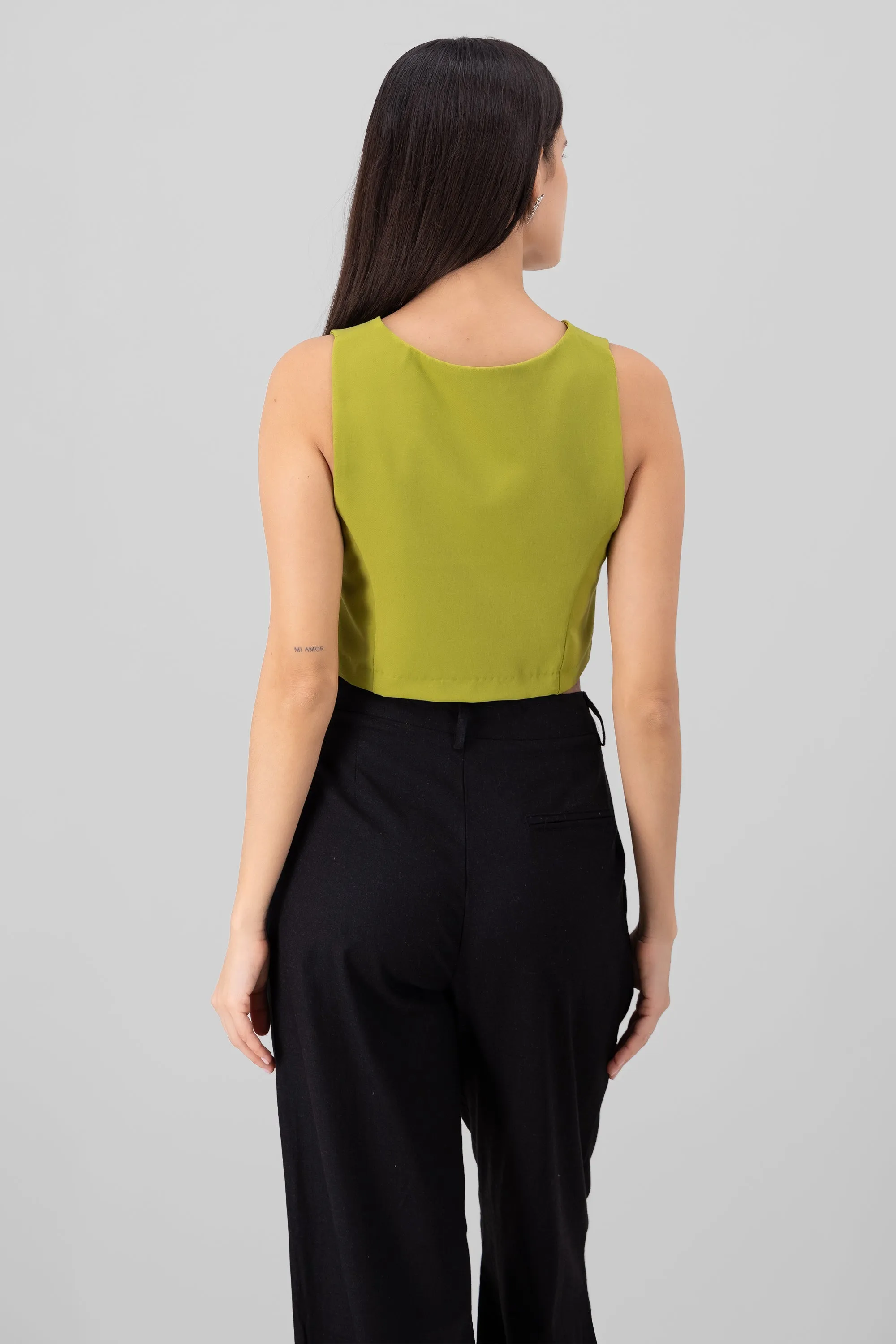 Chaleco sastre detalle botones sold by Shasa product image thumbnail 4