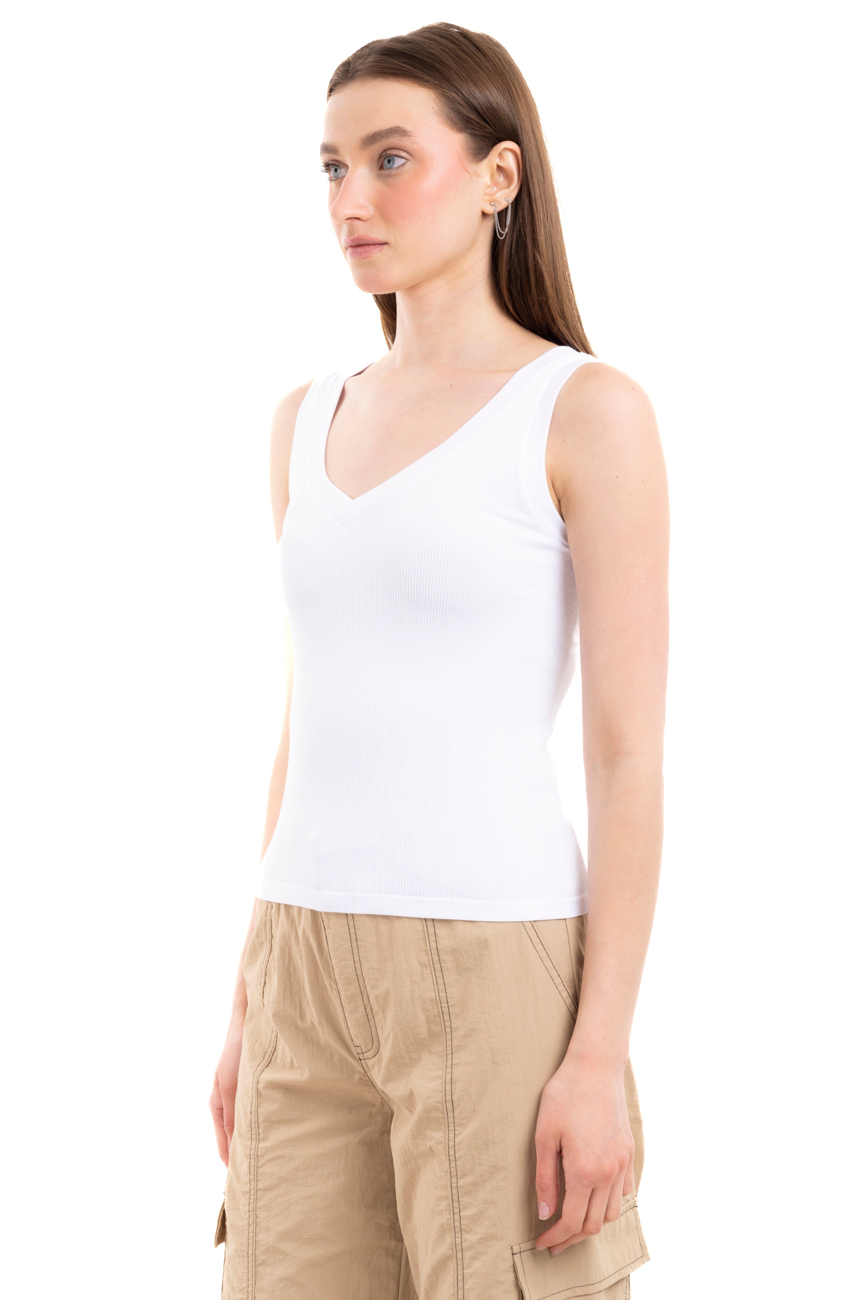 Top acanalado escote v sold by Shasa product image thumbnail 3