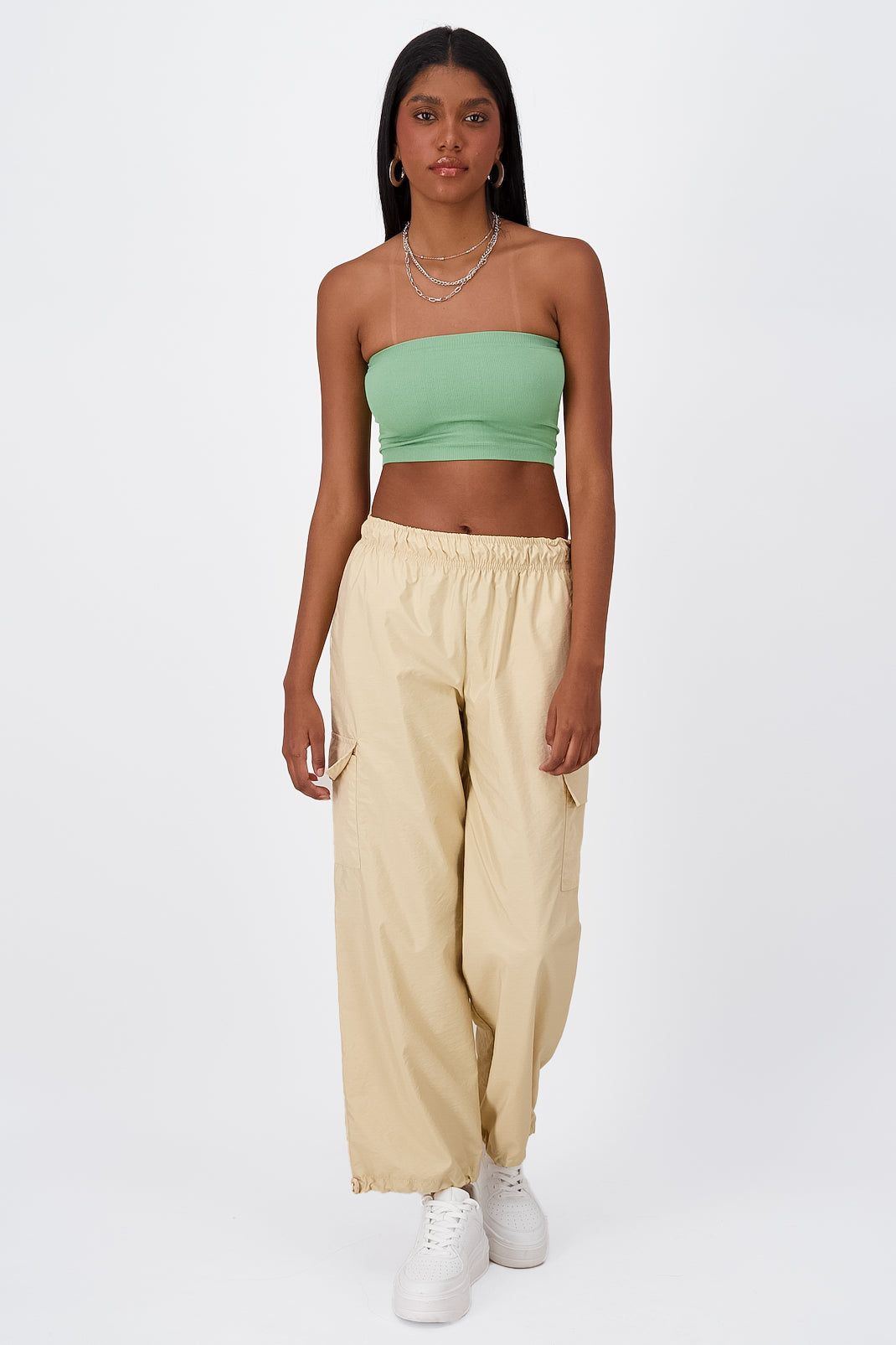 Jogger bolsas cargo sold by Shasa