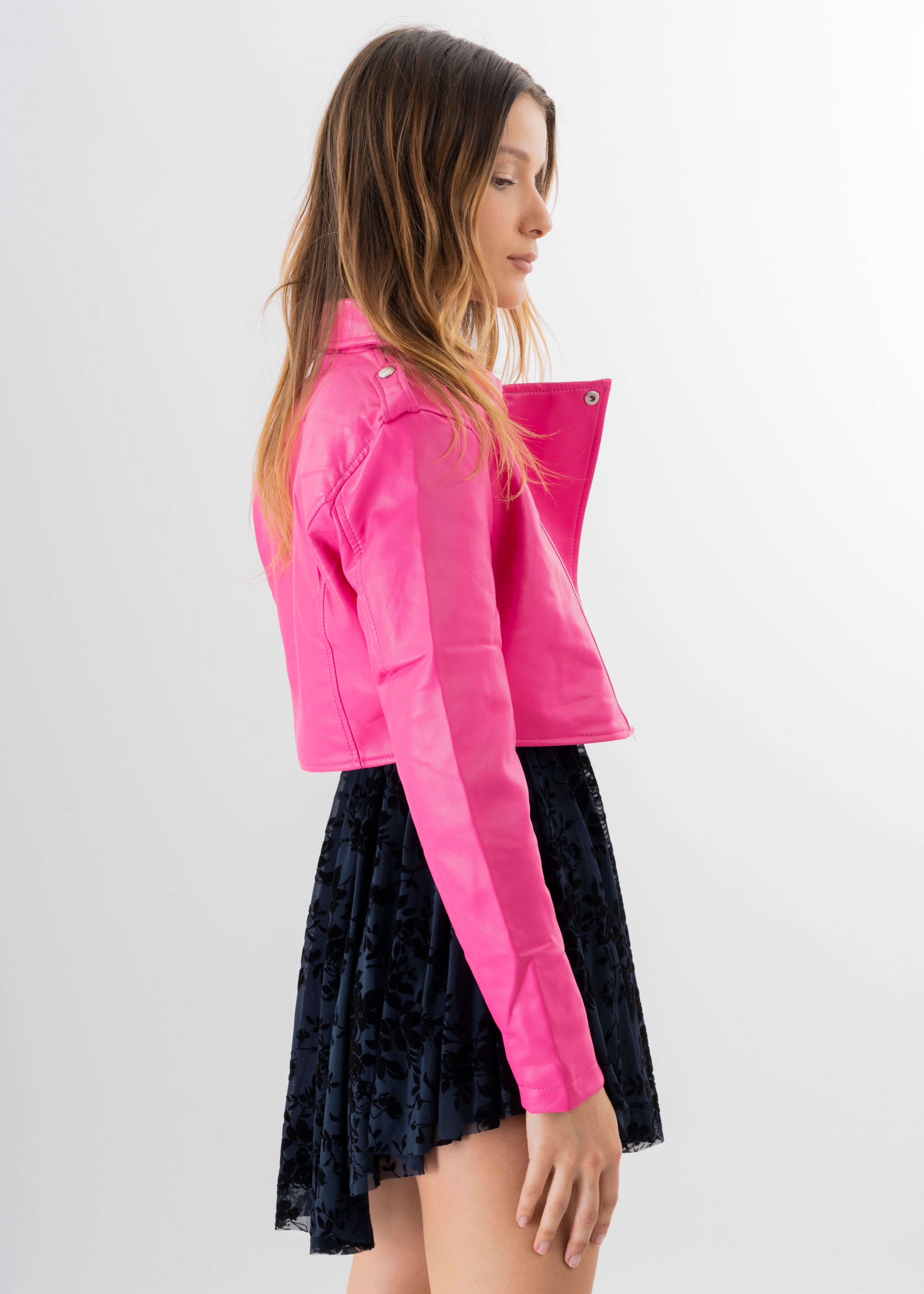 Chamarra crop biker efecto piel sold by Shasa product image thumbnail 3