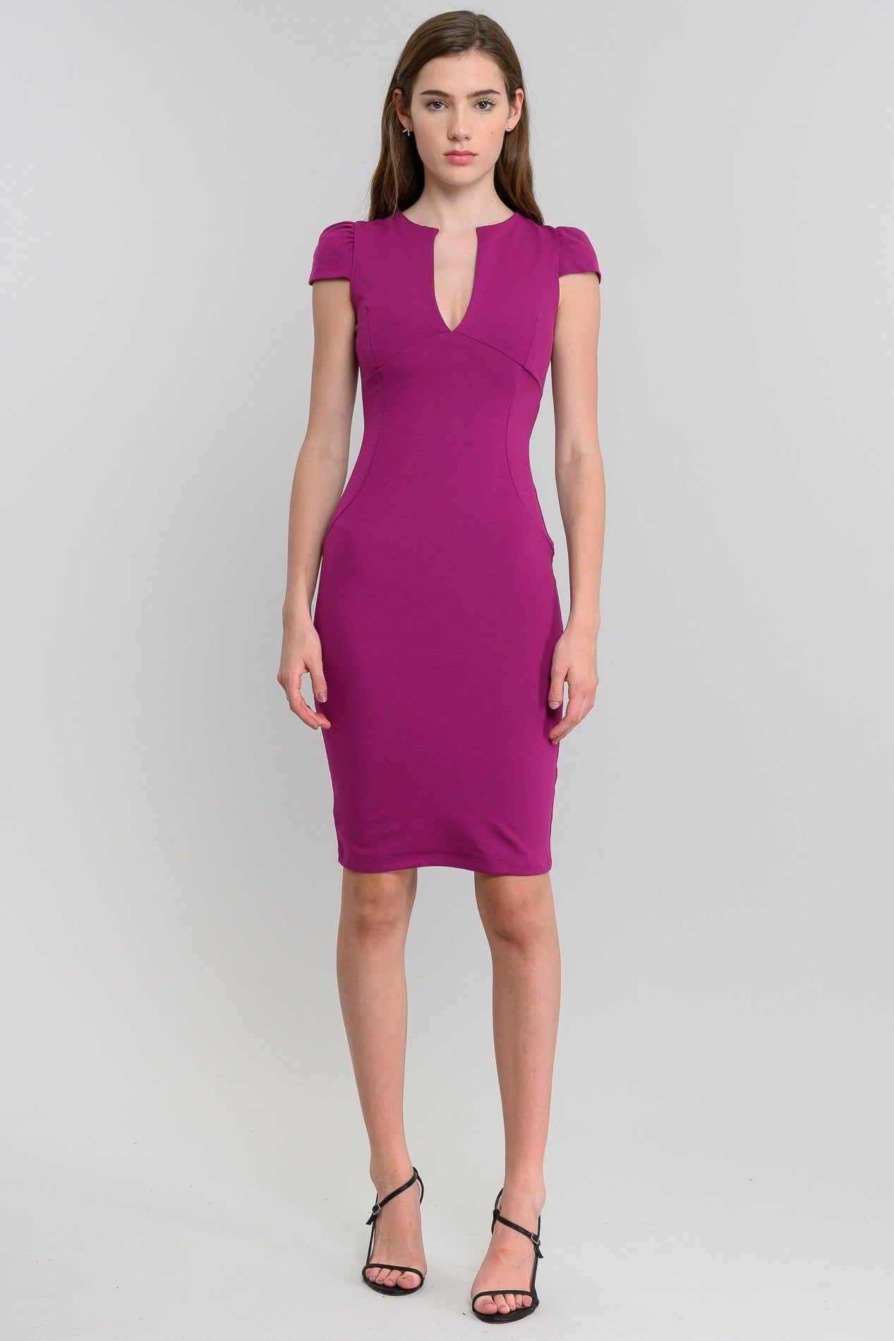 Vestido midi liso cuello v sold by Shasa product image thumbnail 2