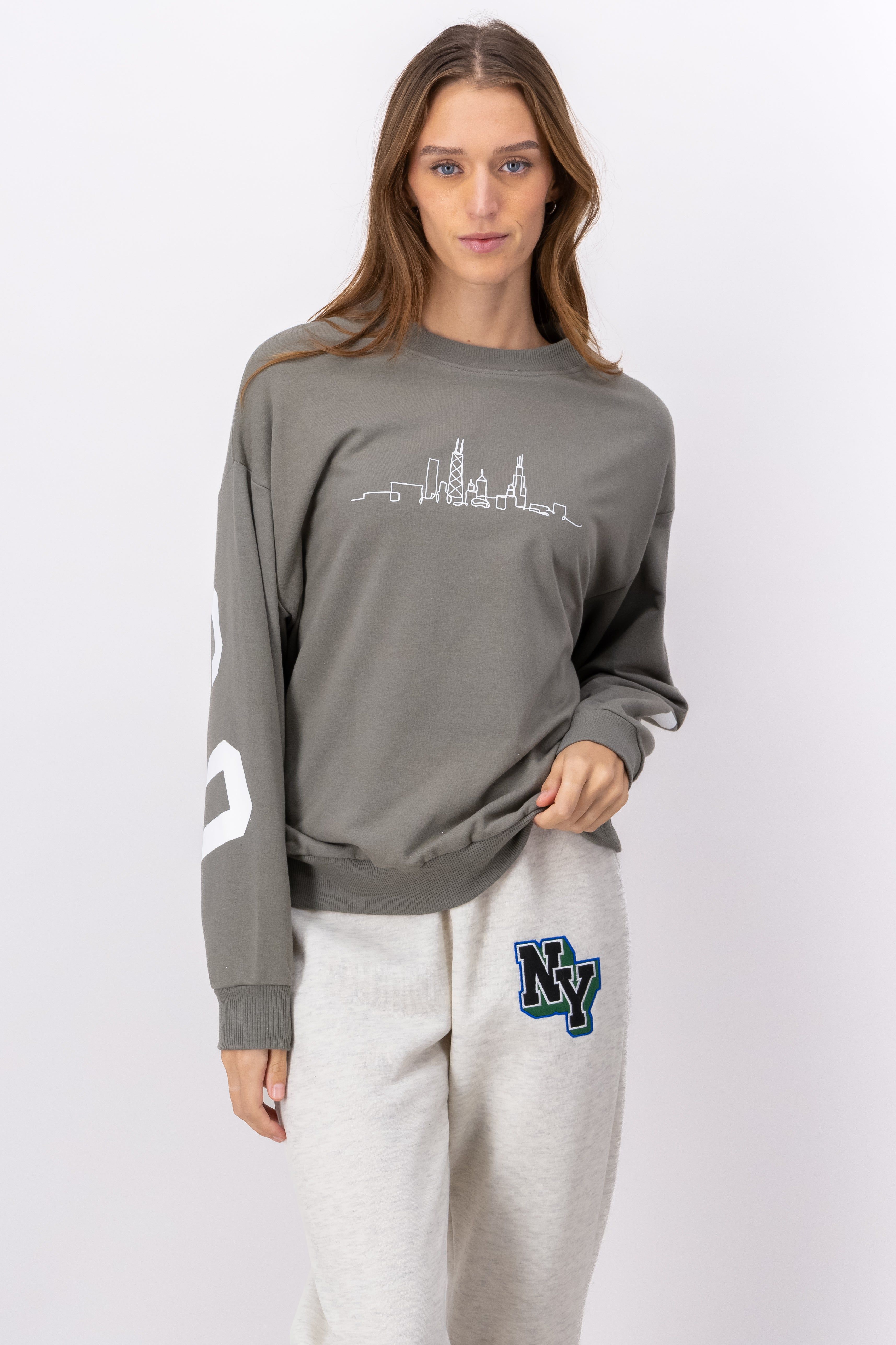 Sudadera Chicago contraste sold by Shasa