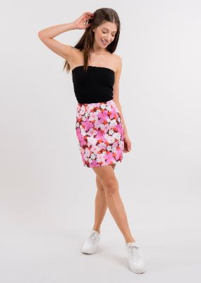 Falda tubo flores sold by Shasa