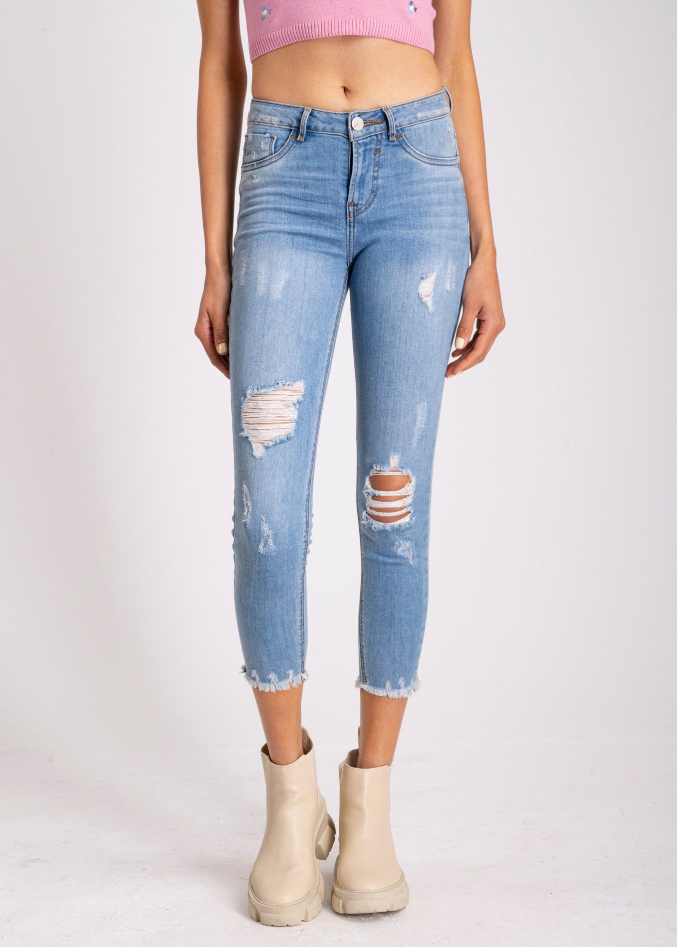 Jeans cintura media destrucciones flecos sold by Shasa product image thumbnail 5