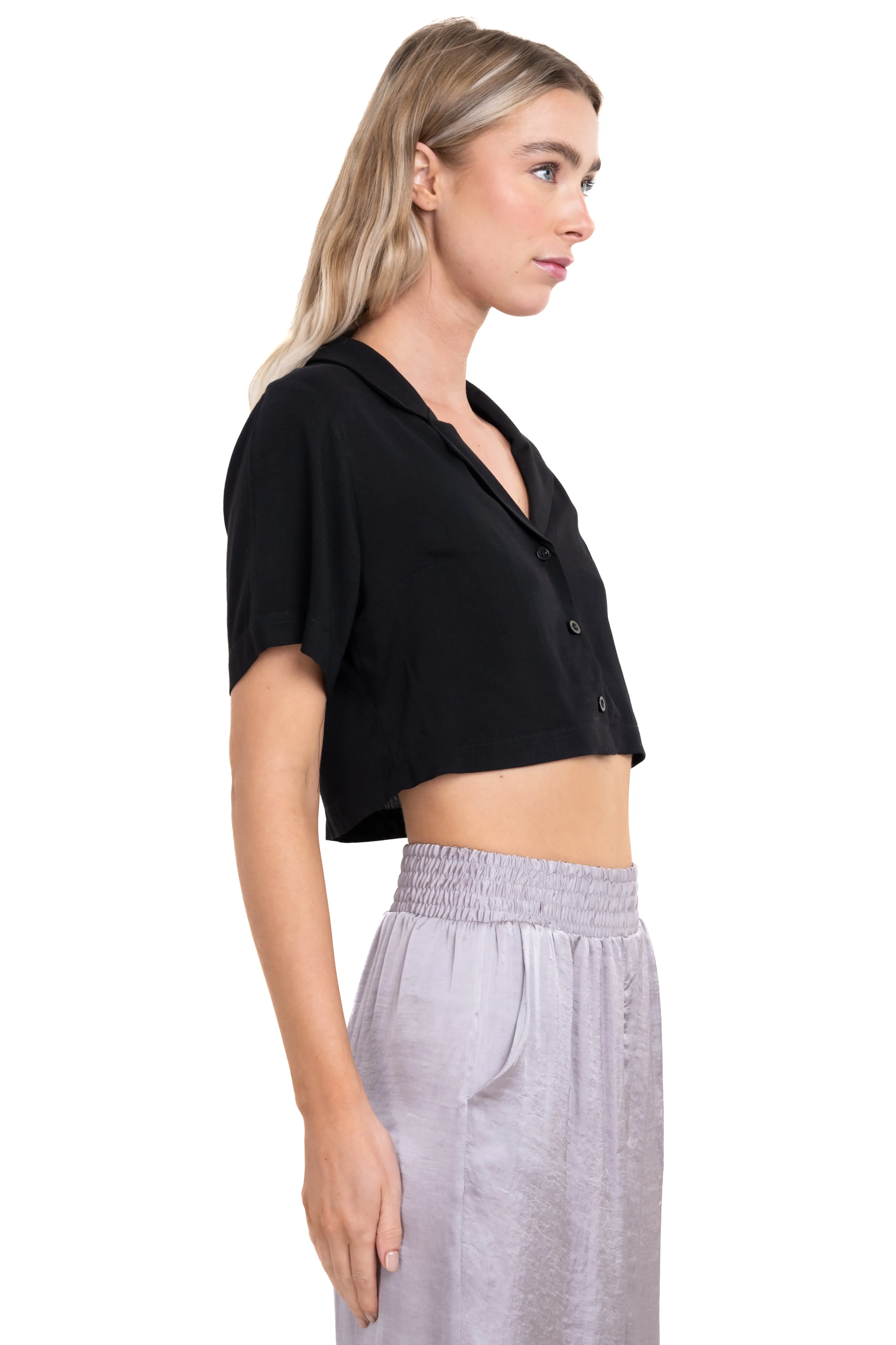 Camisa crop lisa sold by Shasa product image thumbnail 3