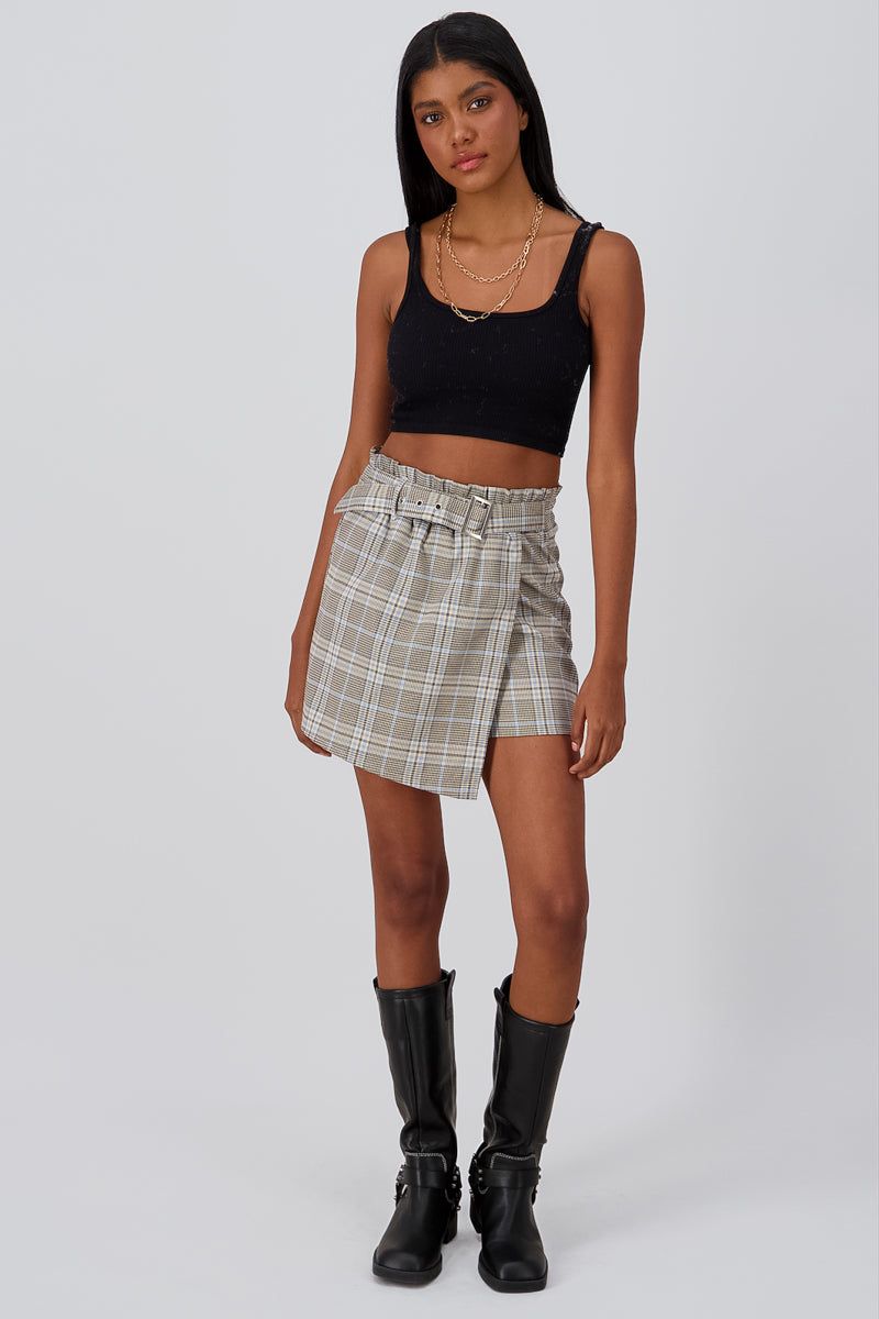 Falda Short Cuadros sold by Shasa