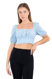 Blusa escote recto manga abullonada eyelets sold by Shasa